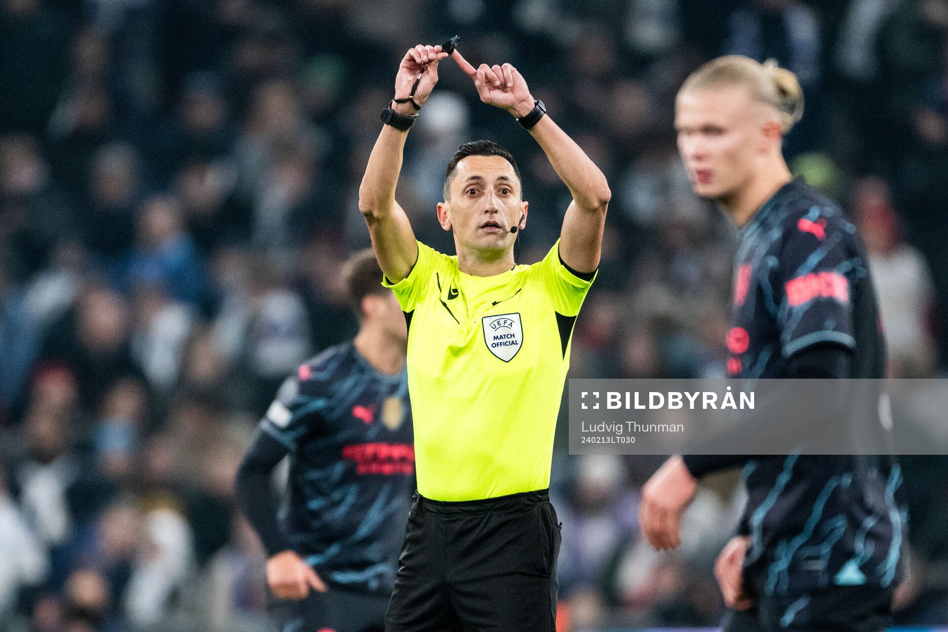Referee José María Sánchez