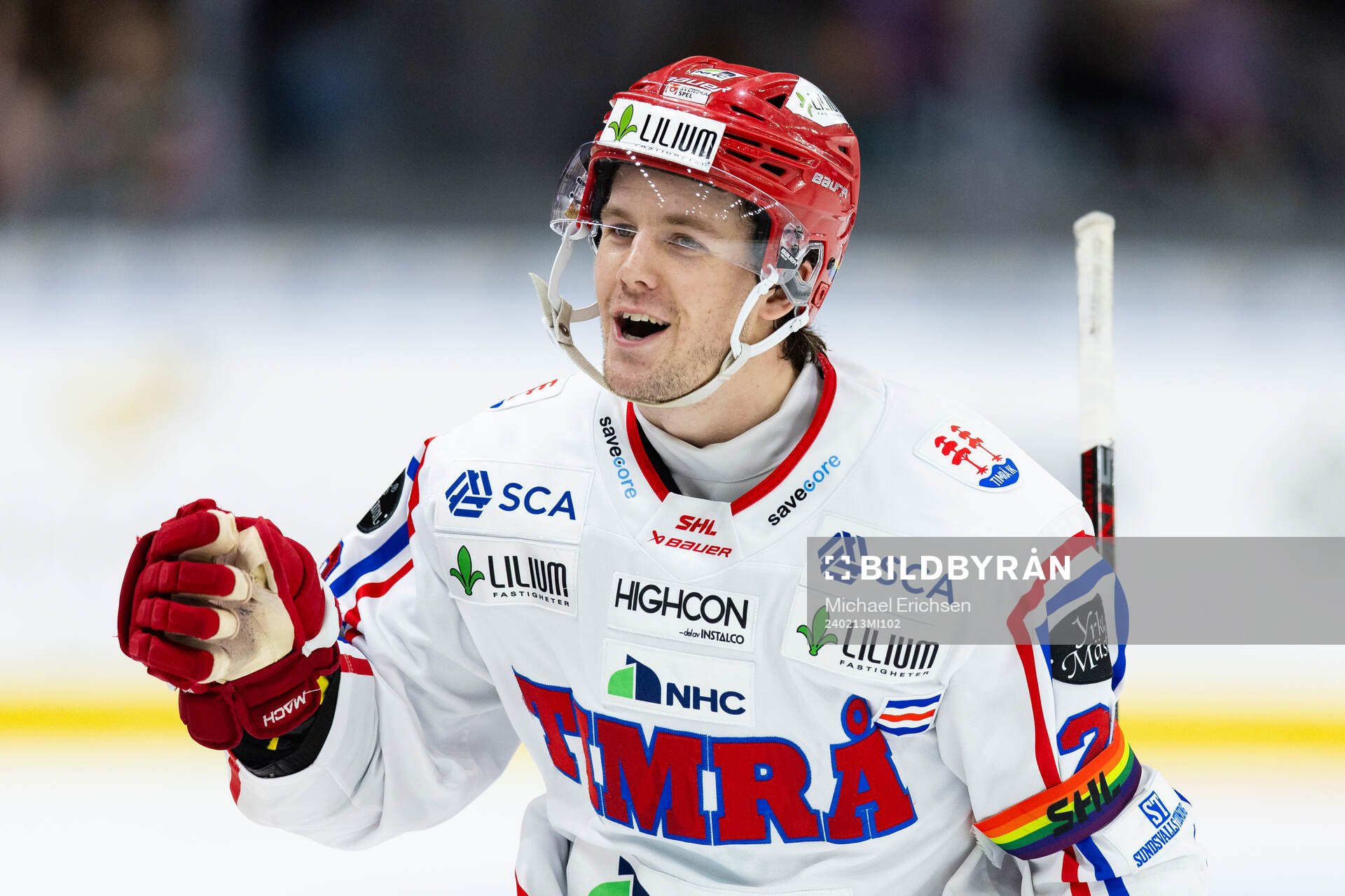 Timrås Filip Hållander jublar