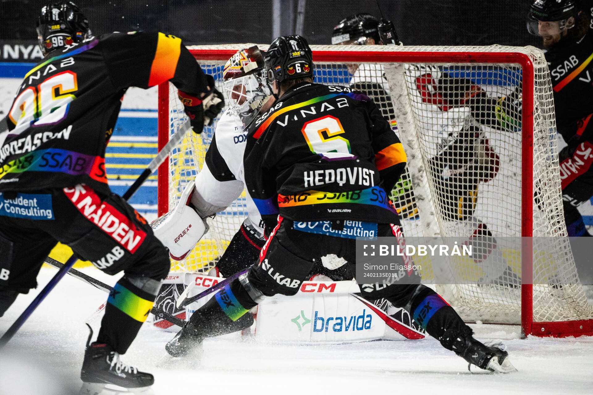 Luleås Isac Hedqvist gör 2-0 på Malmö Redhawks målvakt