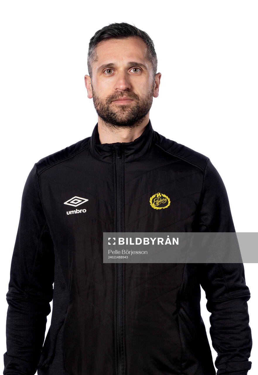 Elfsborgs assisterande tränare Emir Bajrami poserar för ett porträtt den 14 februari 2024 i Borås.