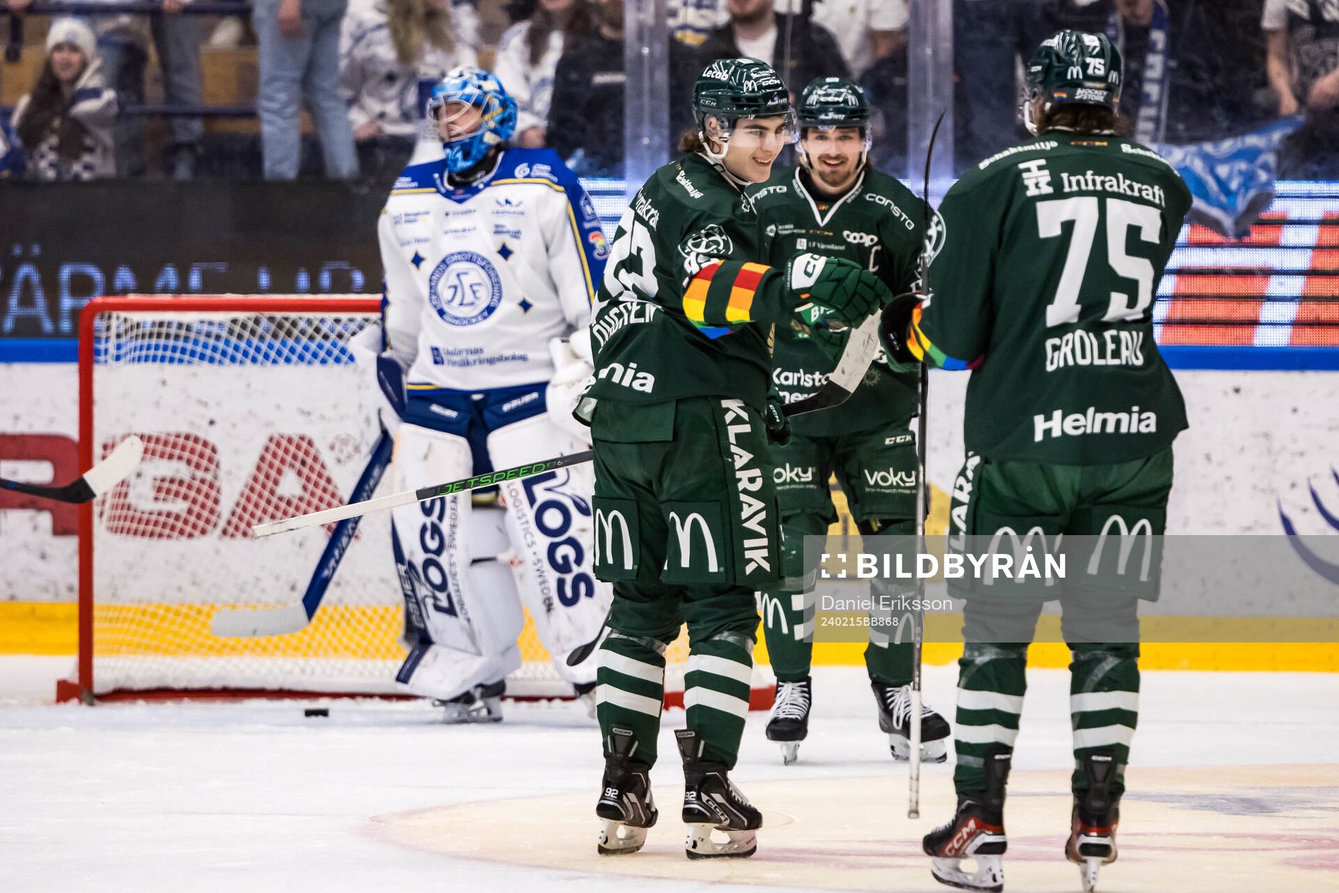 Färjestads Liam Öhgren jublar