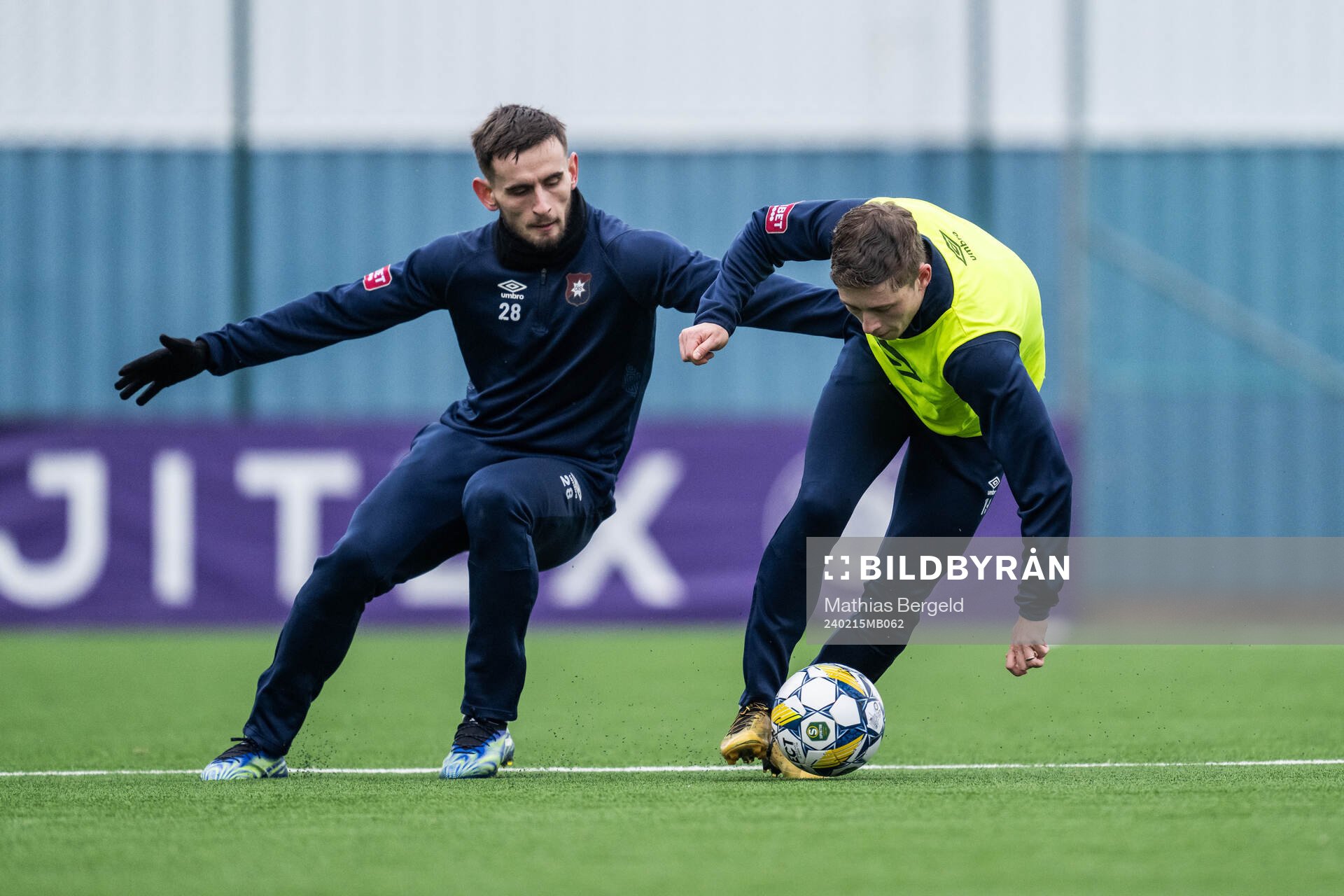 Erion Sadiku och Anton Andreasson under en träning med Örgryte den 15 februari 2024 i Mölndal. 