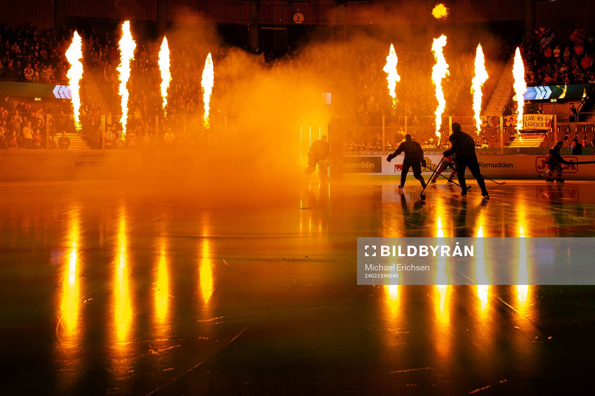 Frölundas intro innan ishockeymatchen i SHL mellan