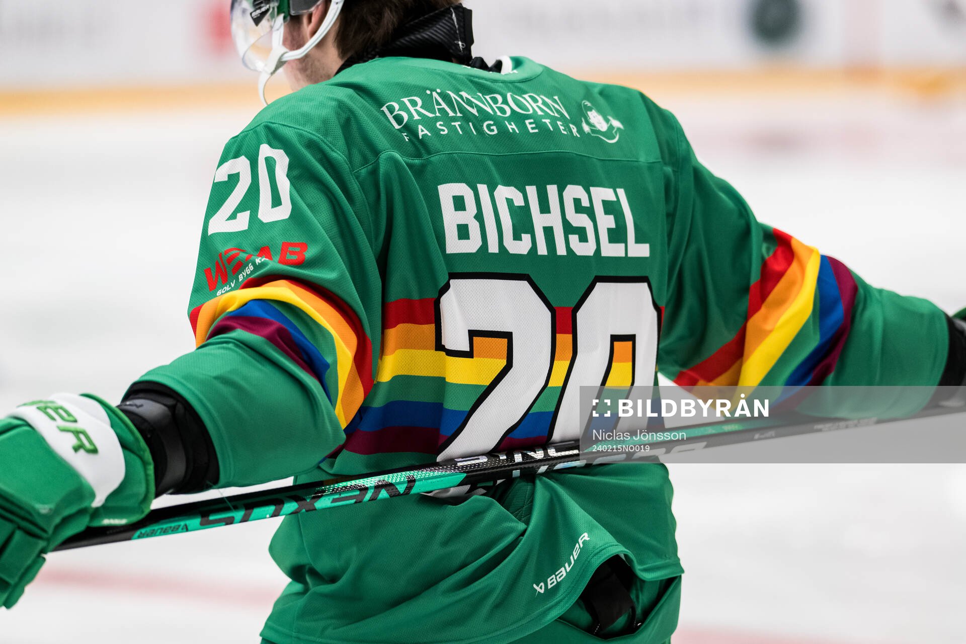 Rögles Lian Bichsel tröja med pride