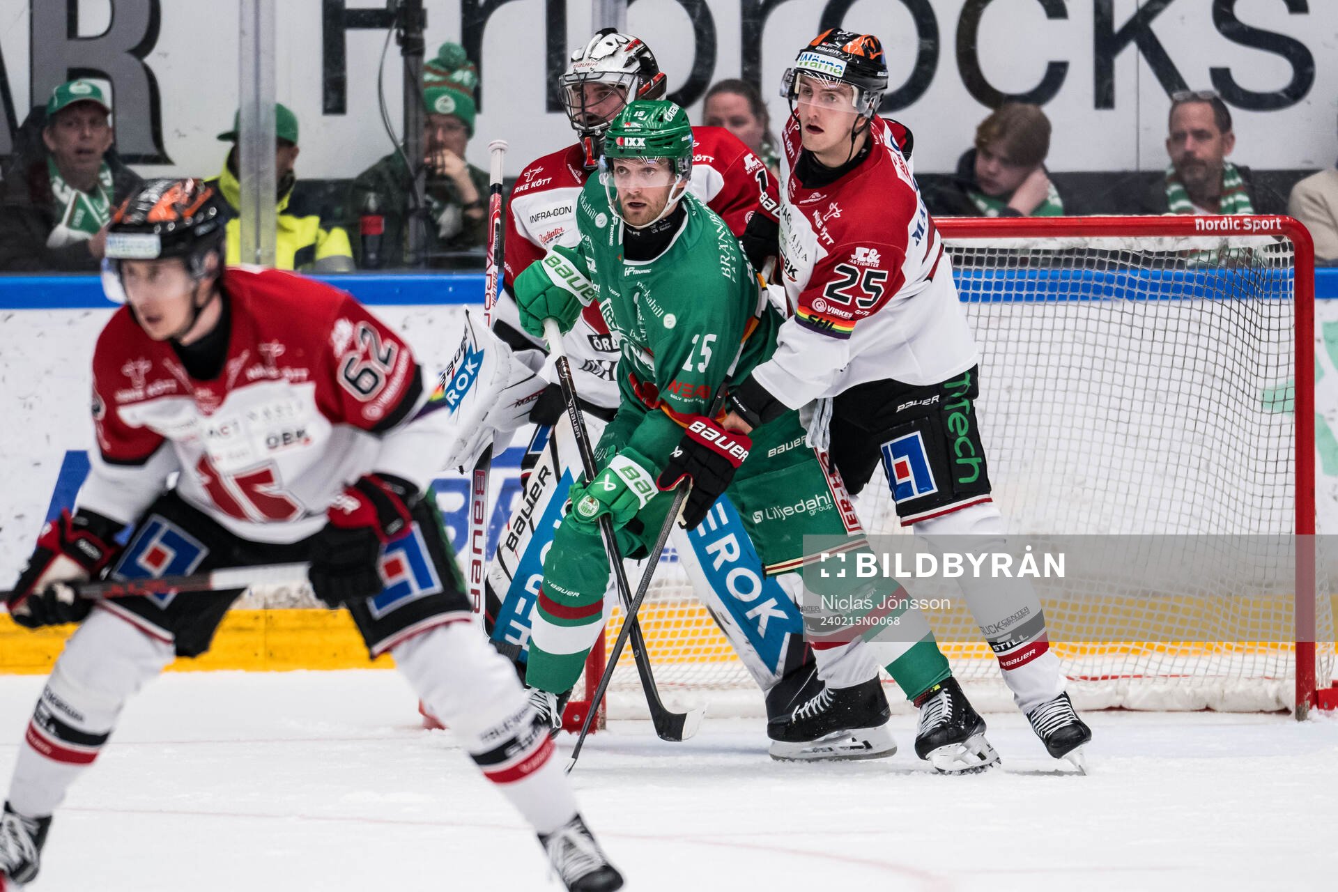 Rögles Simon Ryfors och Örebros Gustav Backström