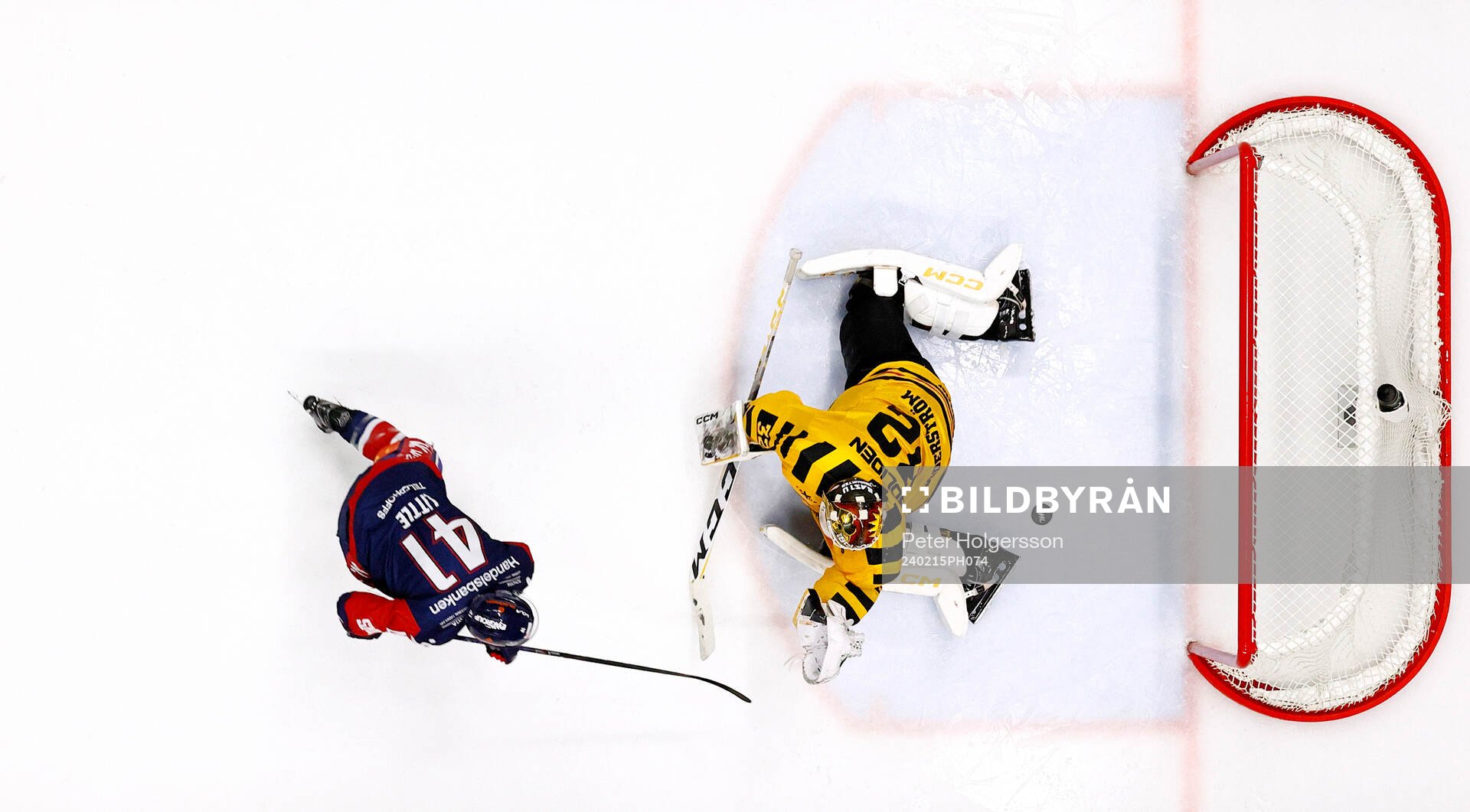 Linköpings Broc Little och Skellefteås målvakt Linus