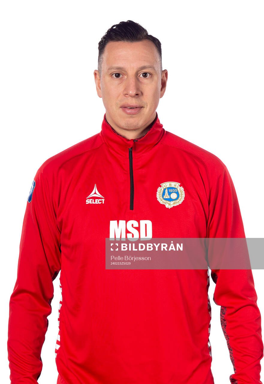 Utsiktens assisterande tränare Martin Smedberg Dalence poserar för ett porträtt den 15 februari 2024 i Göteborg.