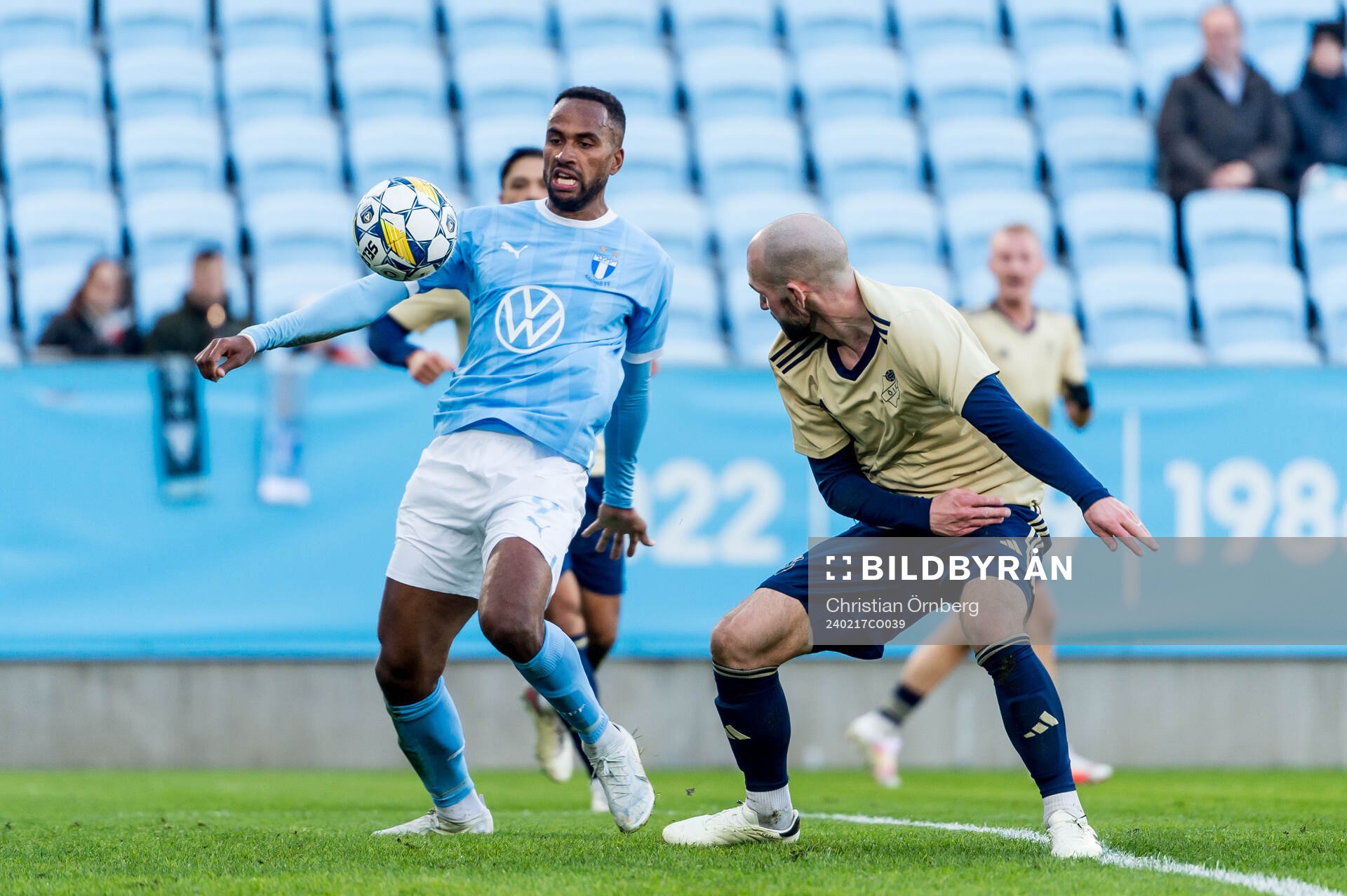 Malmö FFs Isaac Kiese Thelin och Östers IFs Sebastian