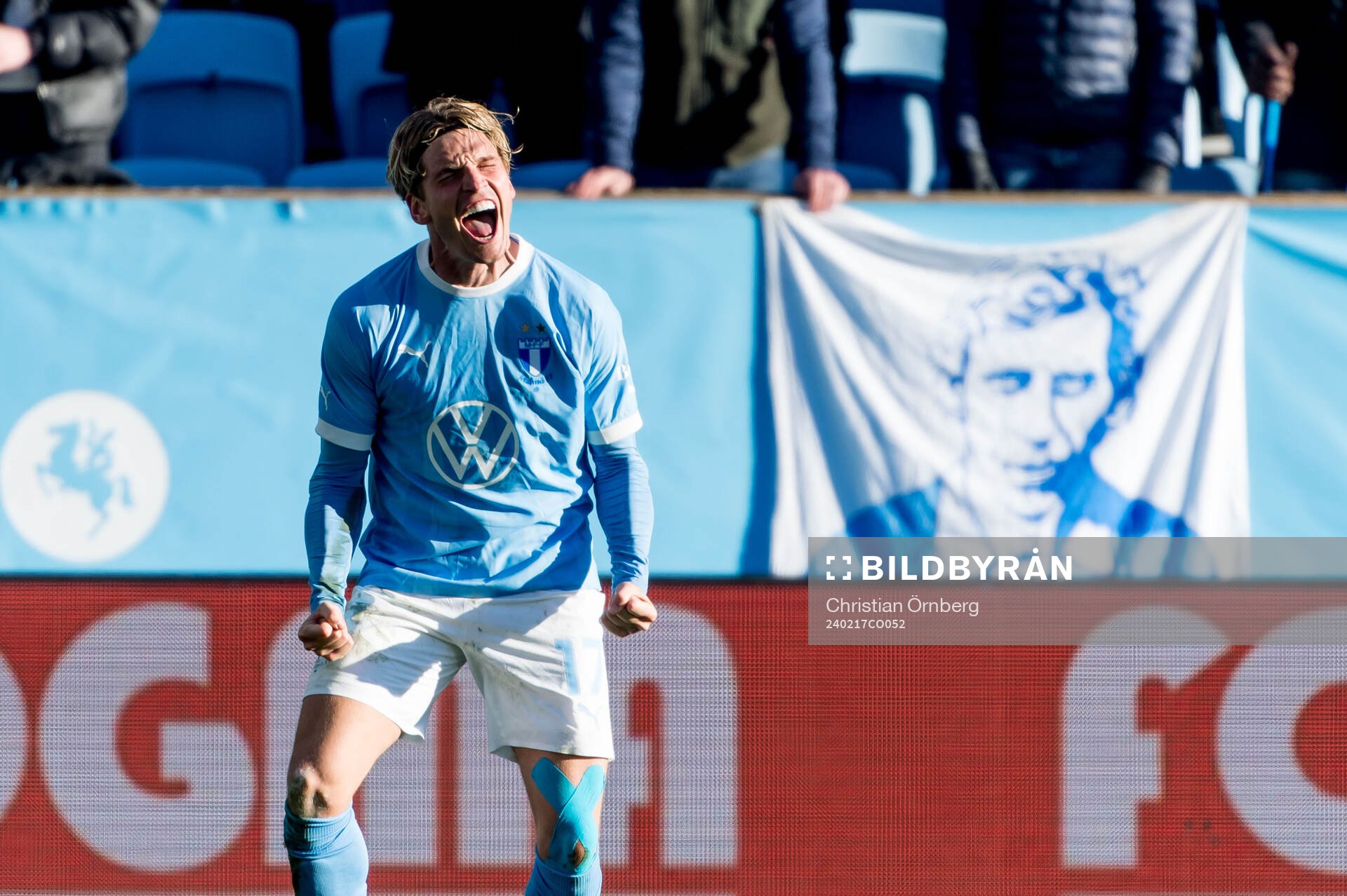 Malmö FFs Jens Stryger Larsen jublar