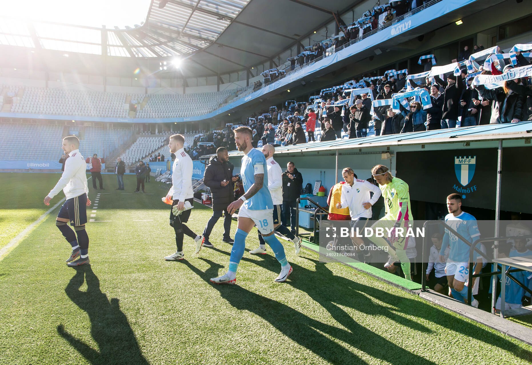 Malmö FFs Pontus Jansson kommer in på Eleda stadion