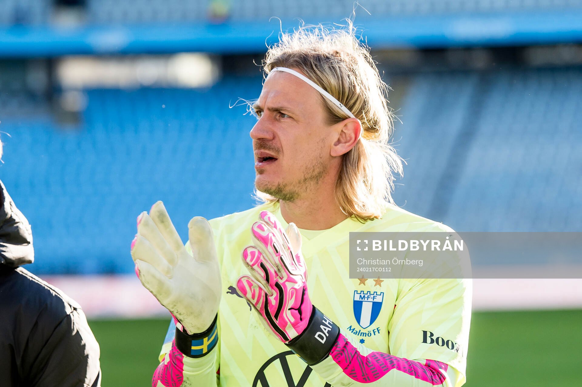Malmö FFs målvakt Johan Dahlin jublar