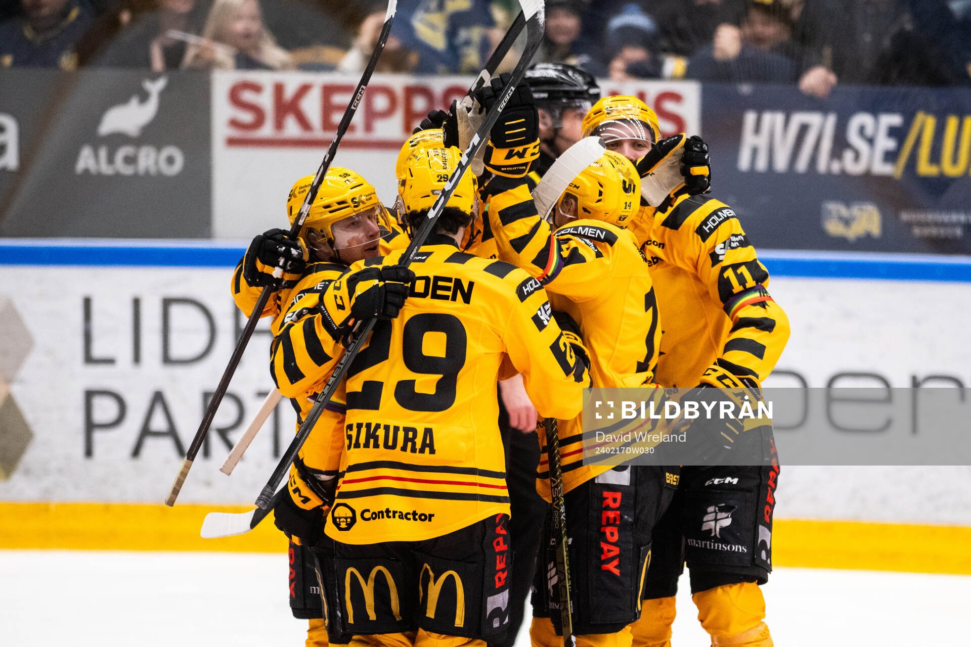 Skellefteås Dylan Sikura jublar