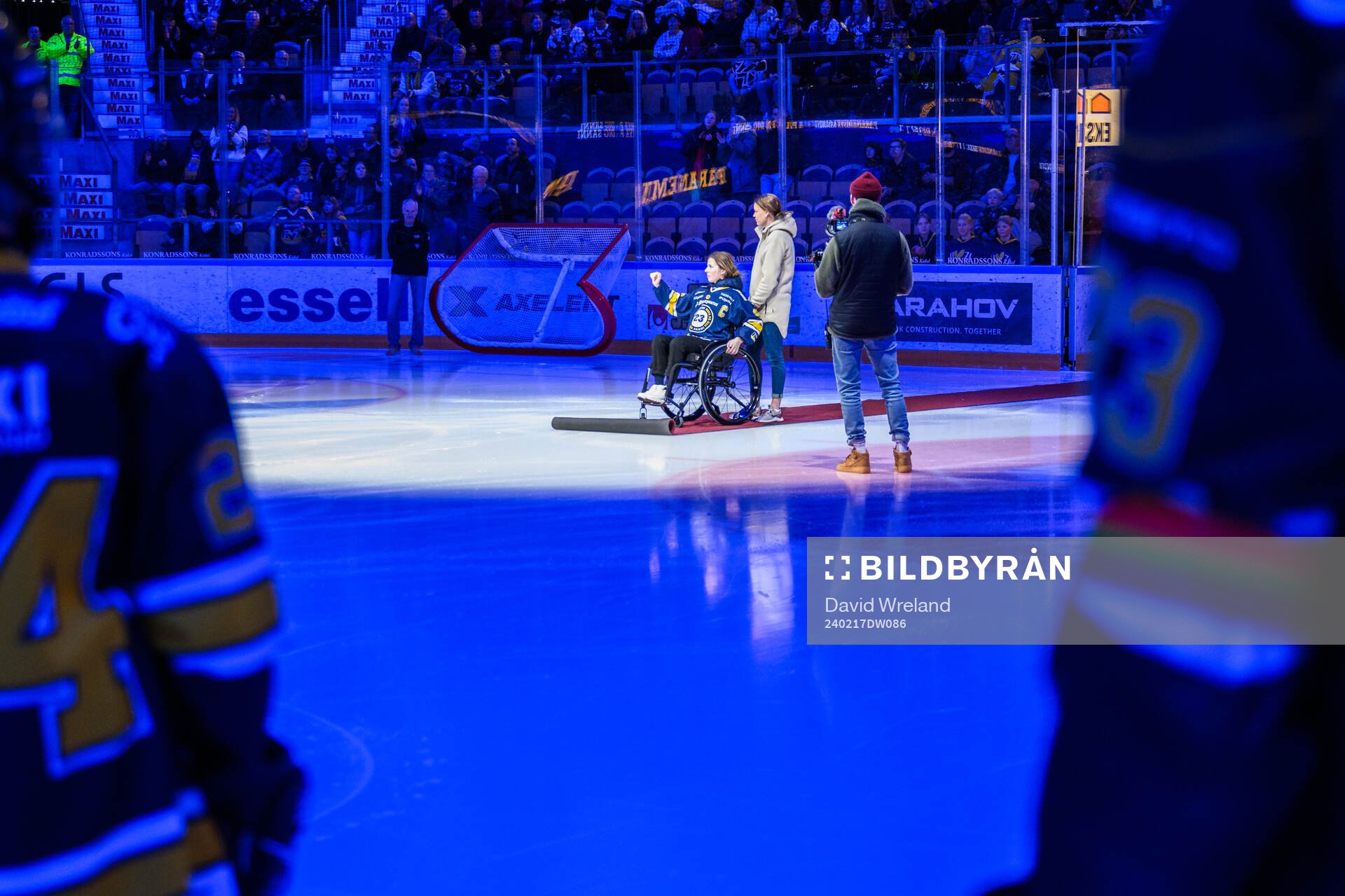 HV71s Sanni Hakala hyllas