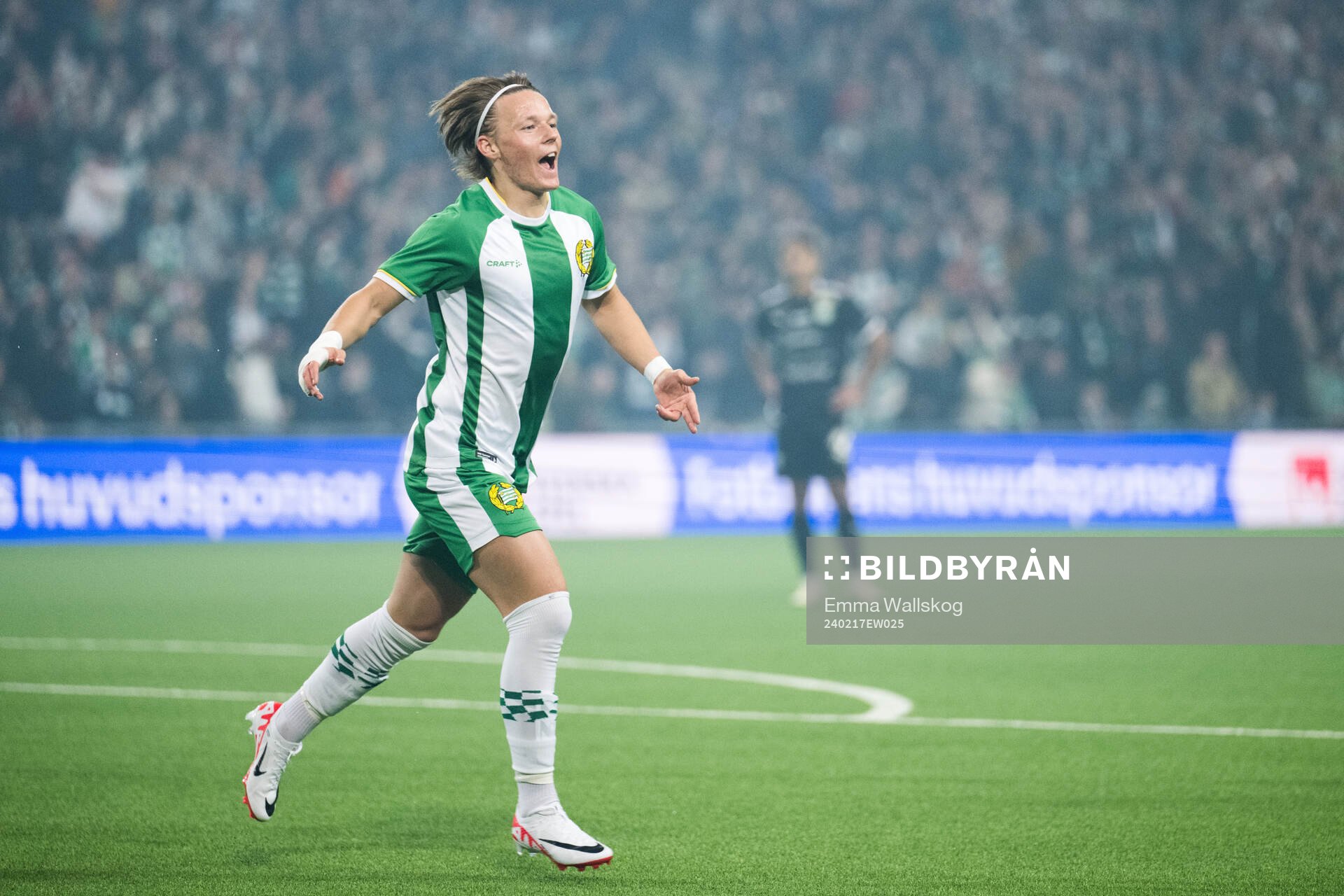 Hammarbys August Mikkelsen jublar