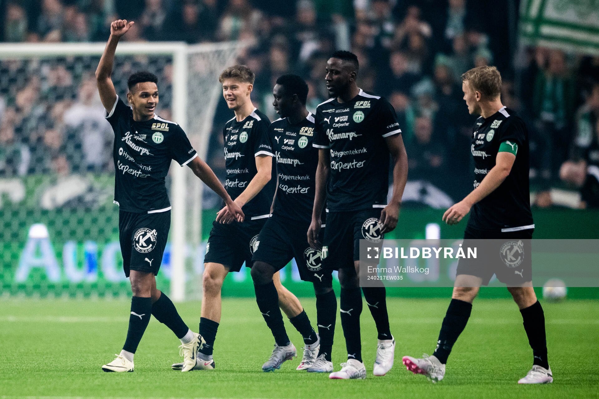 Västerås SKs Mattéo Alrich Mawulé Ahlinvi jublar med
