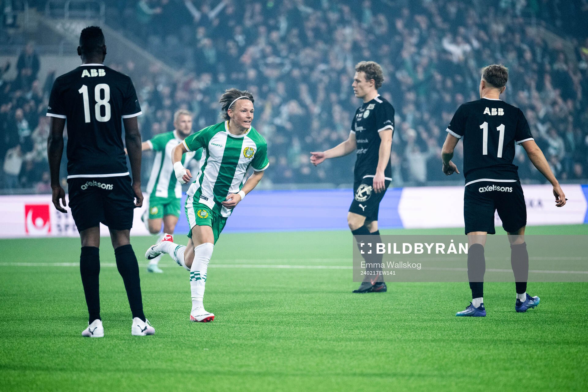 Hammarbys August Mikkelsen jublar