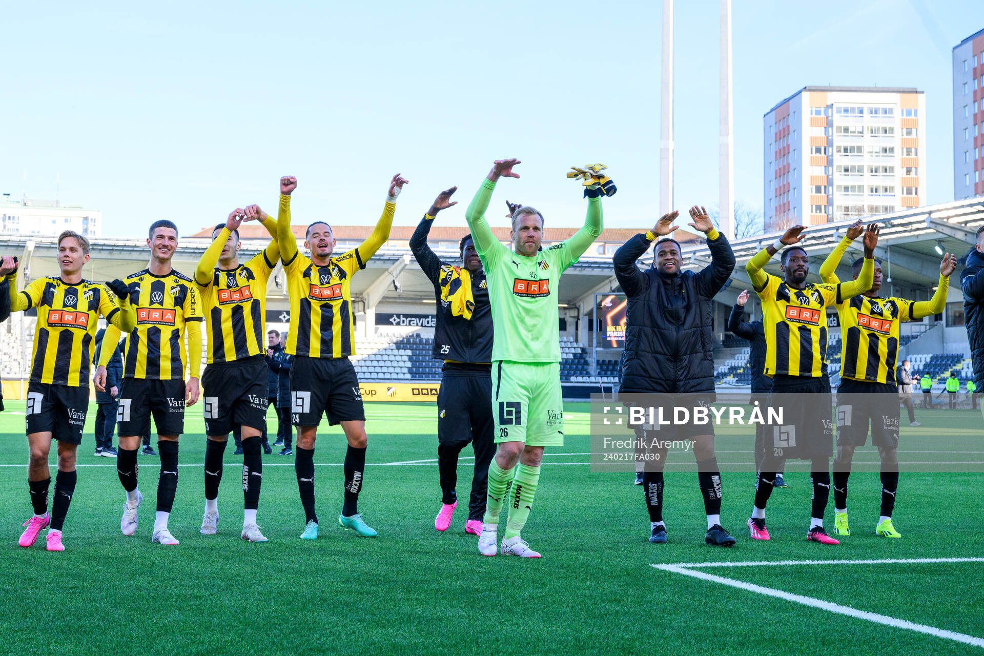 BK Häckens spelare jublar