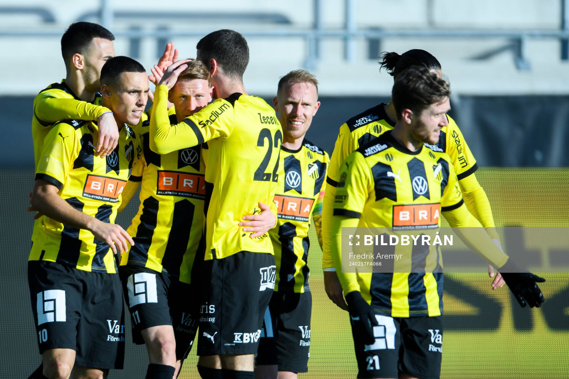BK Häckens spelare jublar