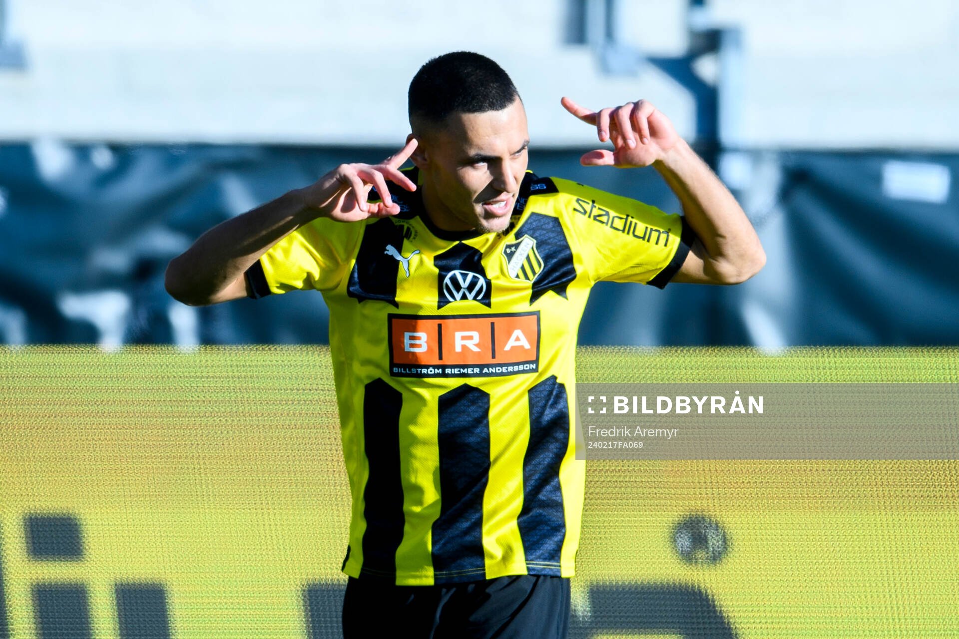 BK Häckens målskytt Ali Youssef  jublar
