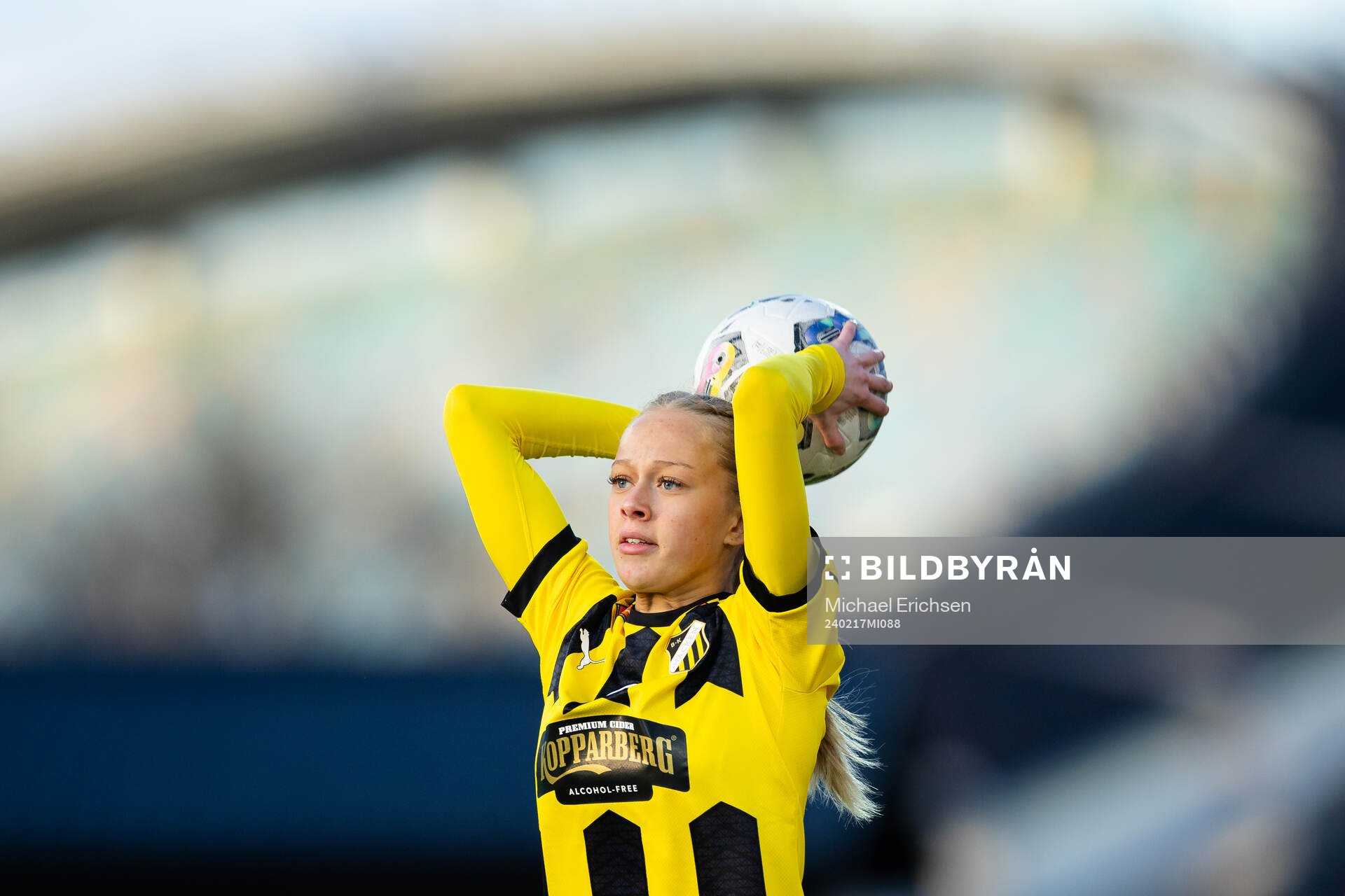 Häckens Lisa Löwing under träningsmatchen i fotboll mellan Häcken och Djurgården den 17 februari 2024 i Göteborg. 
