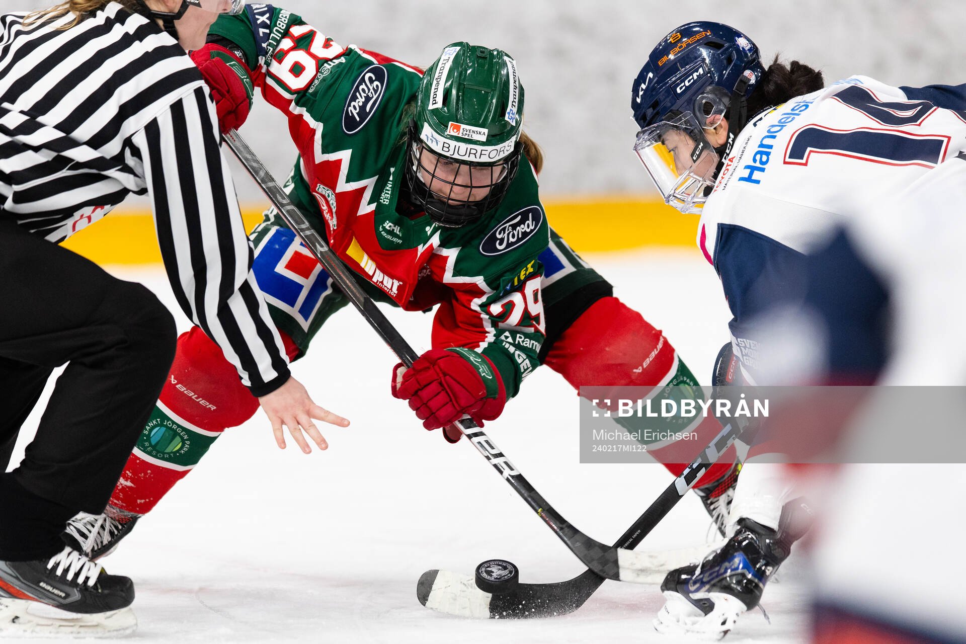 Frölundas Felizia Wikner-Zienkiewicz tekar mot Linköpings