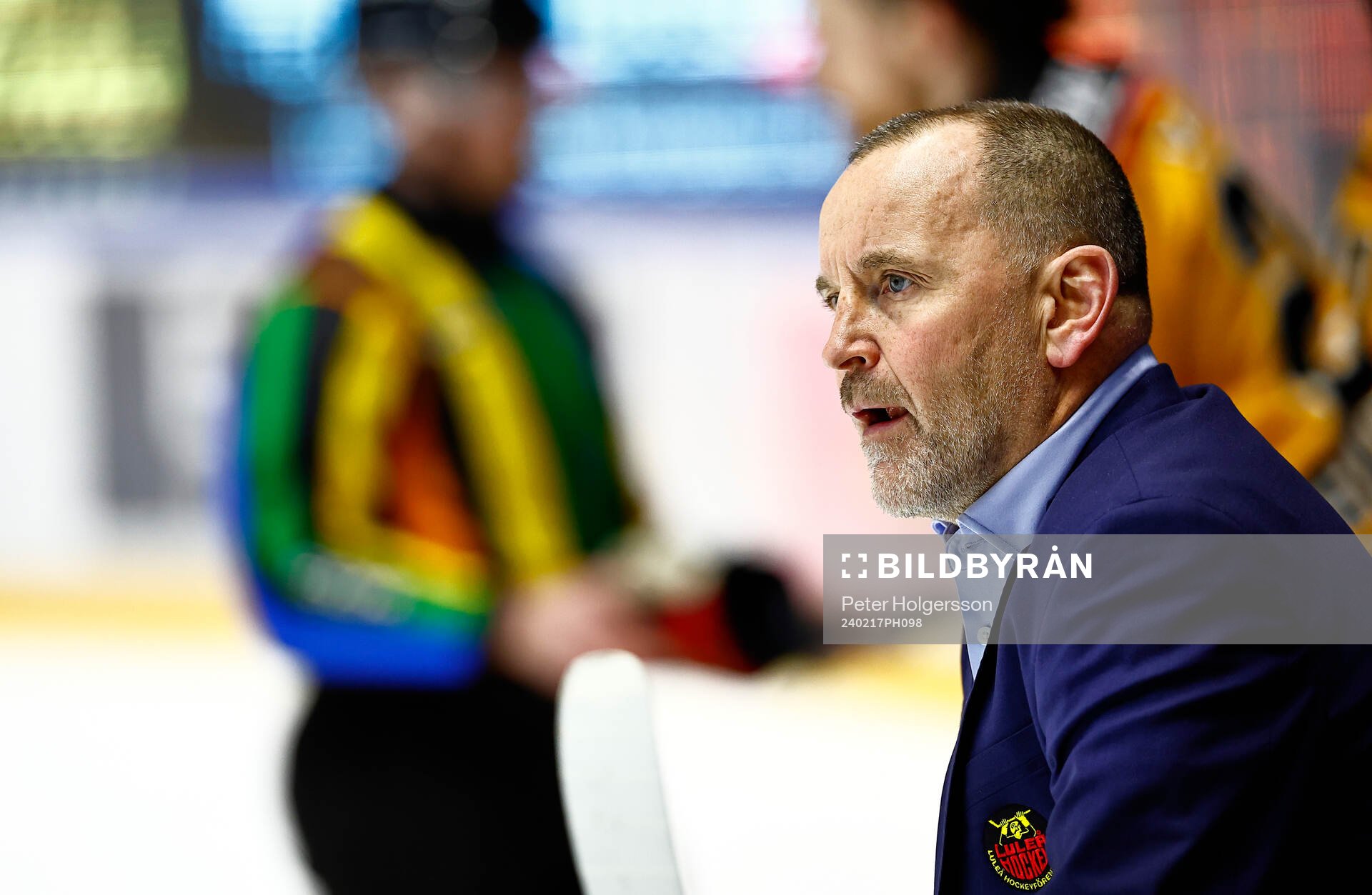 Luleås tränare Thomas Berglund reagerar