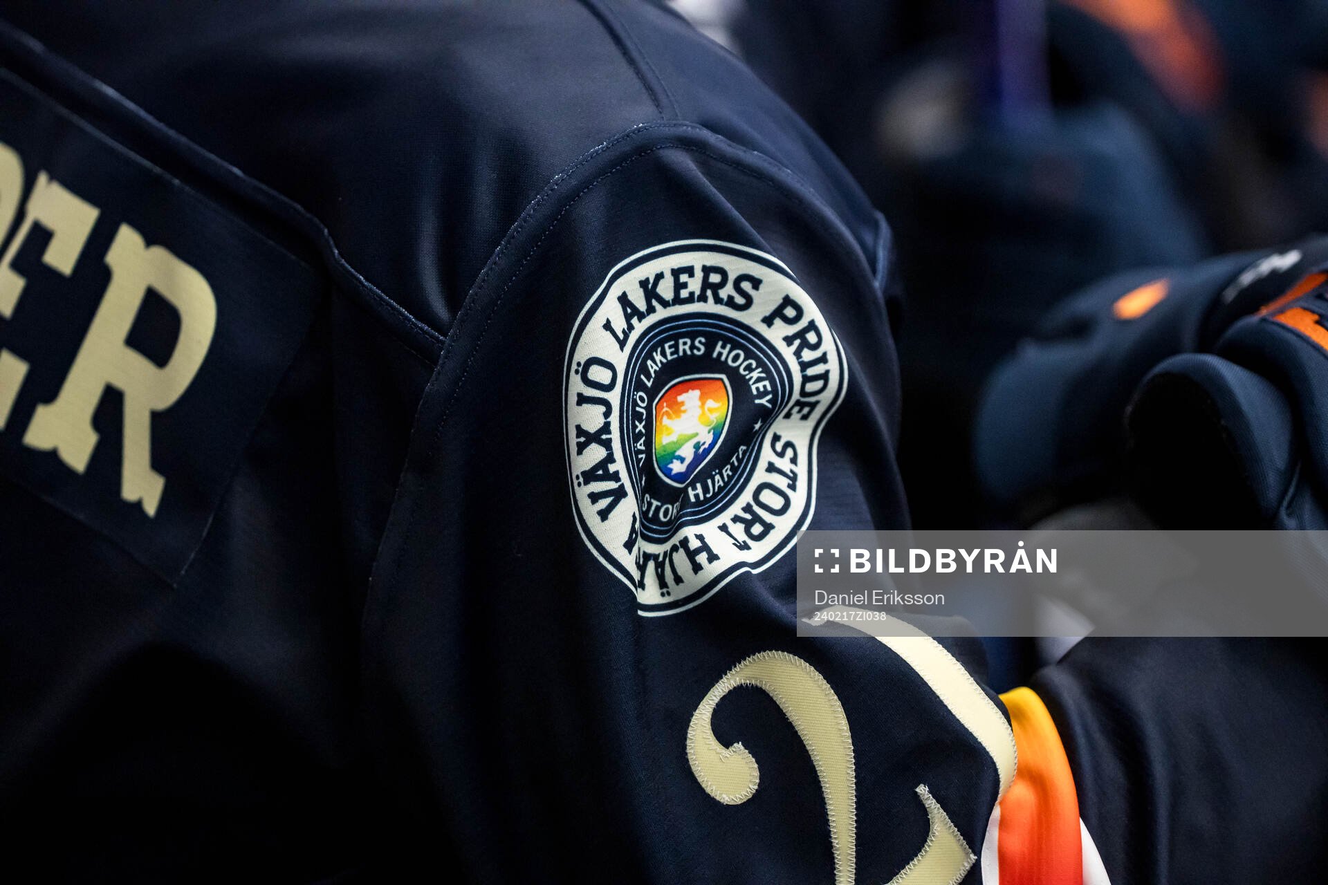 Växjös tröja med pride märke