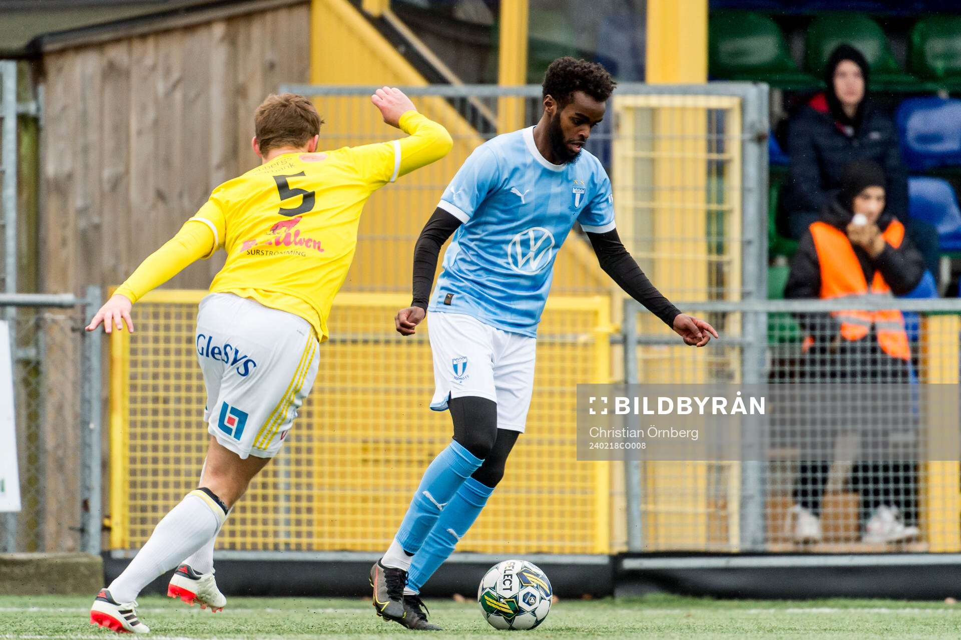 Malmö FFs Mubarak Mohamud Nuh och Falkenbergs FFs Noel