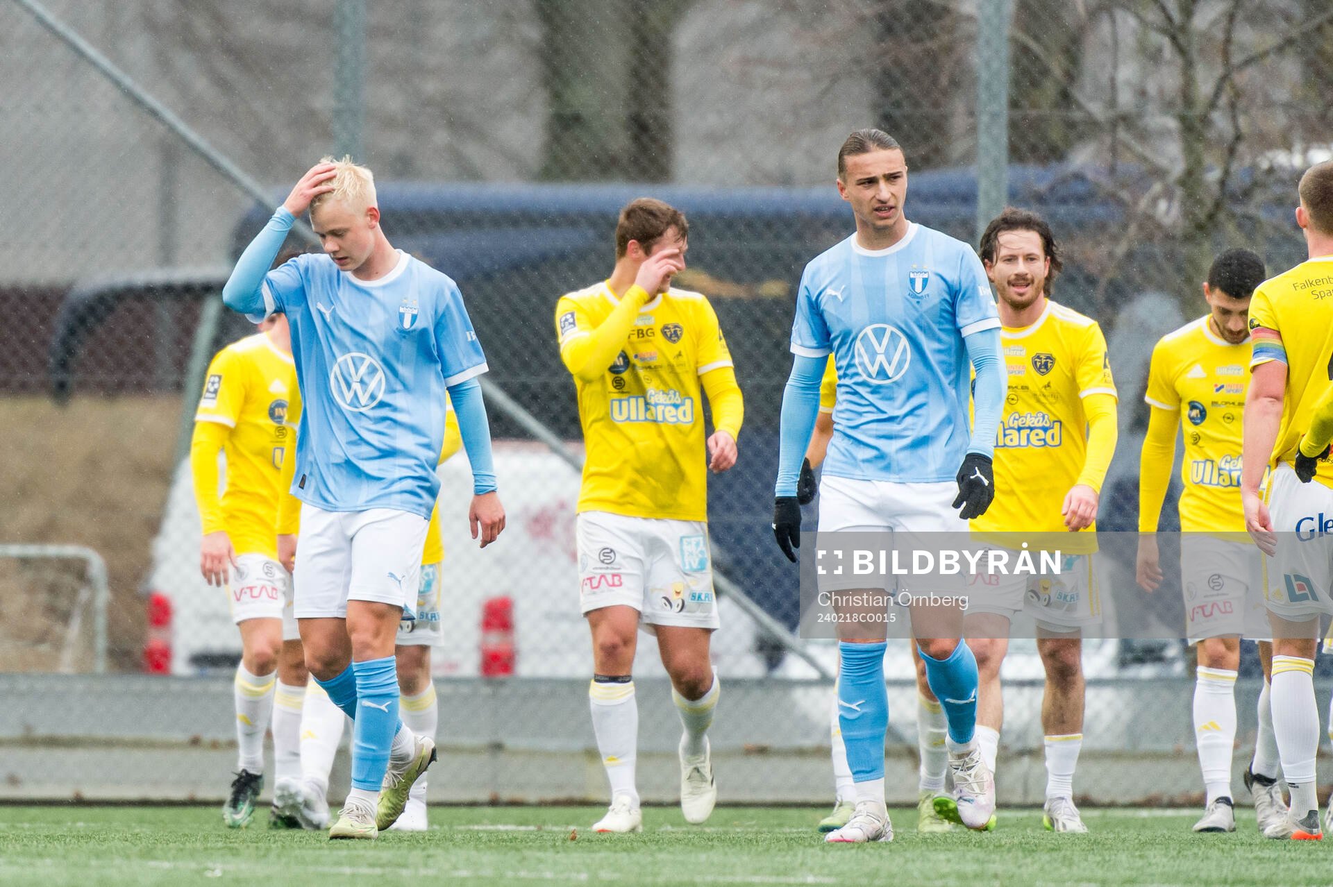 Malmö FFs Otto Rosengren och Elison Makolli deppar