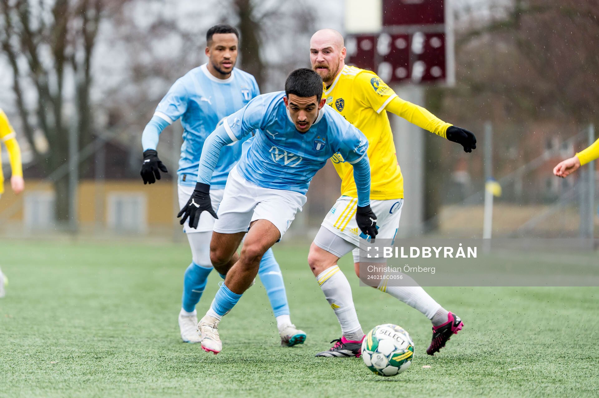 Malmö FFs Zakaria Loukili och Falkenbergs FFs Leornardo