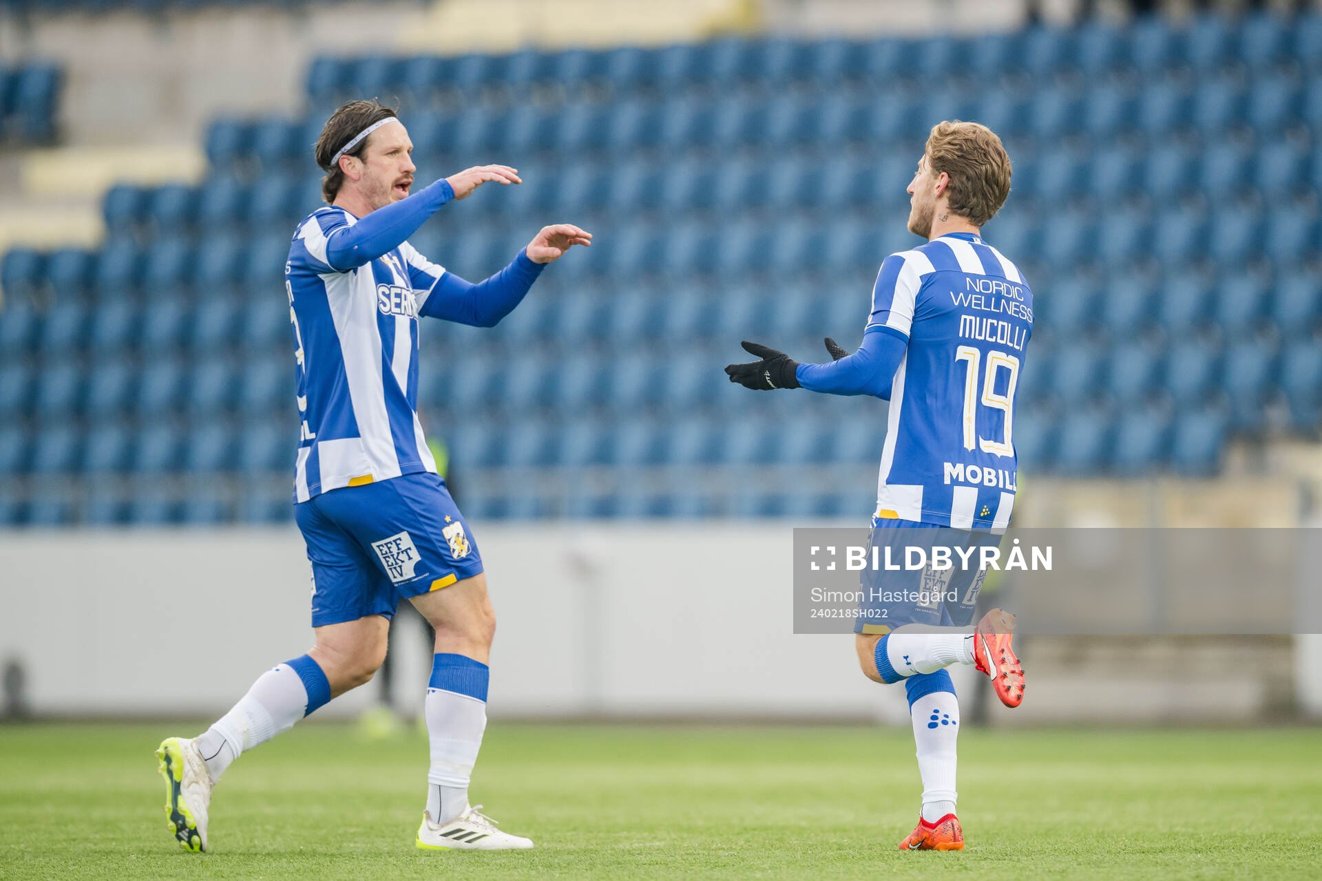 IFK Göteborgs Gustav Svensson och Arbnor Mucolli jublar