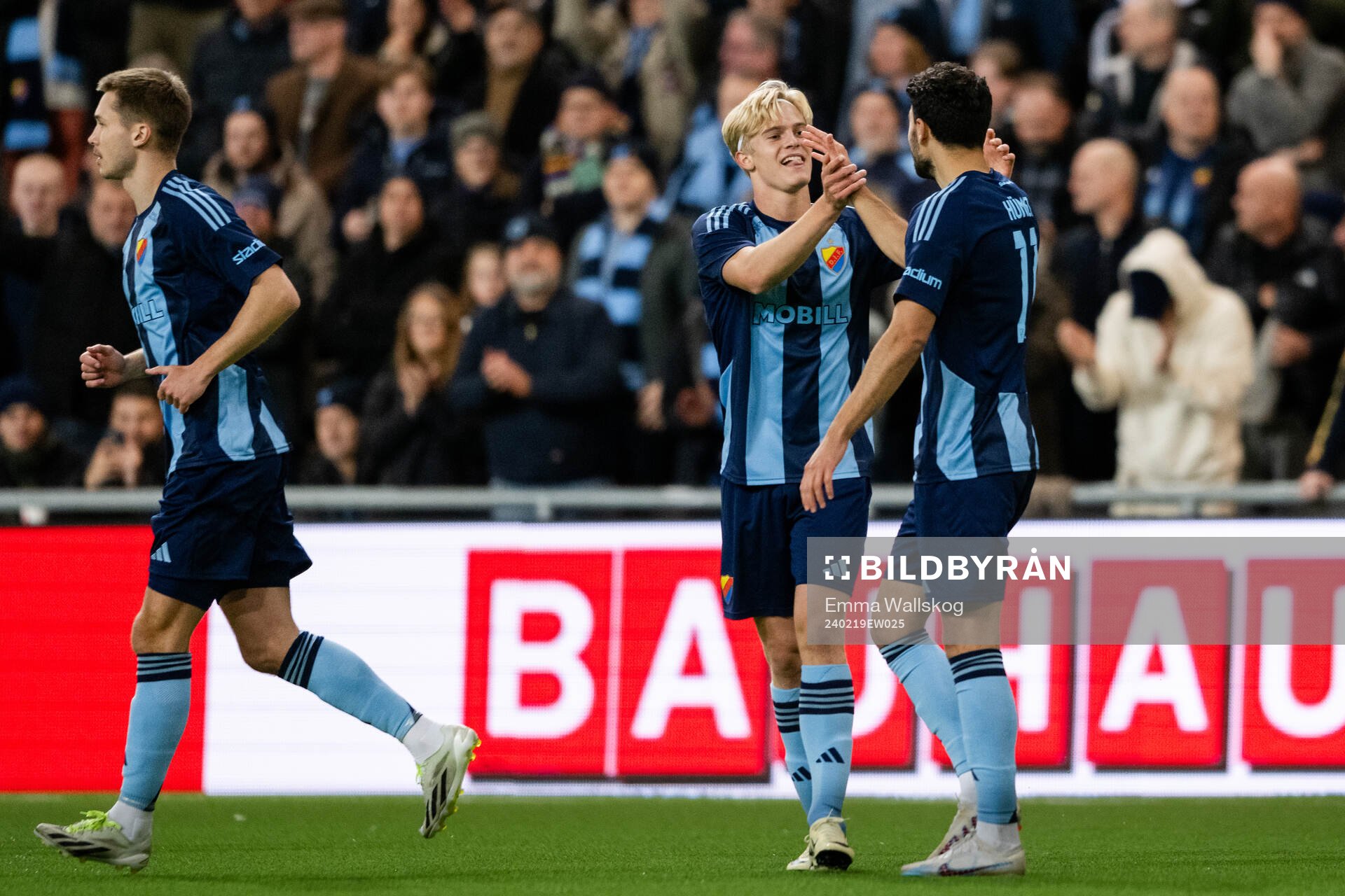 Djurgårdens Deniz Hummet  och Lucas Bergvall jublar