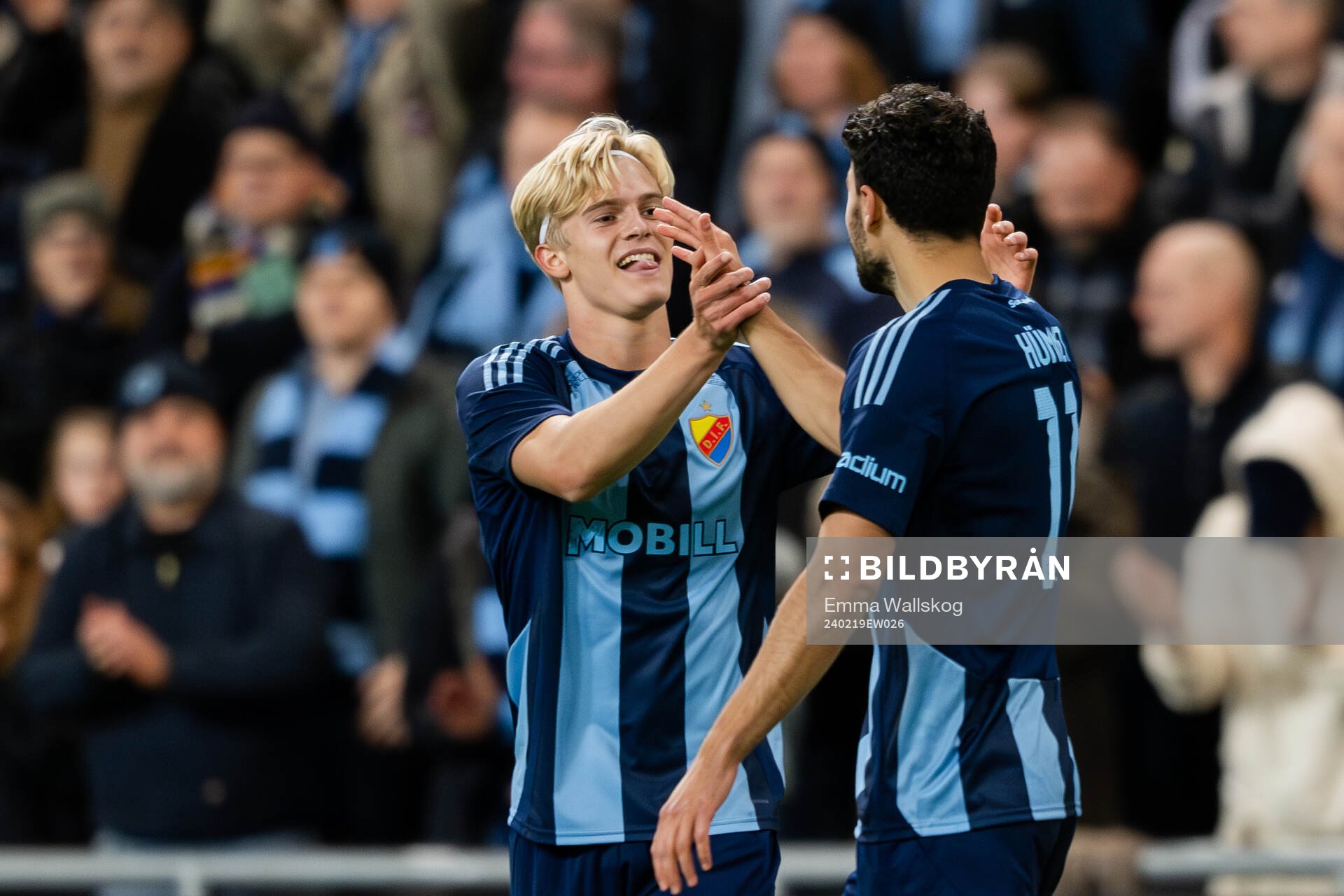Djurgårdens Lucas Bergvall och Deniz Hummet jublar