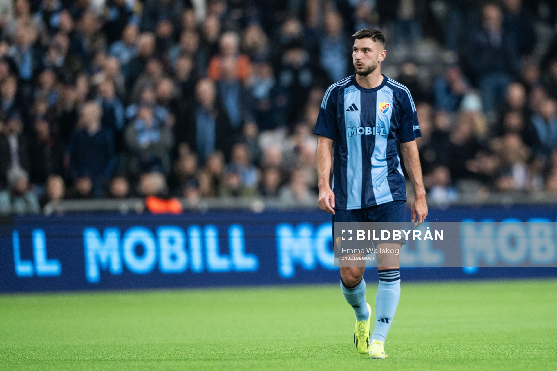 Djurgårdens Besard Sabovic deppar