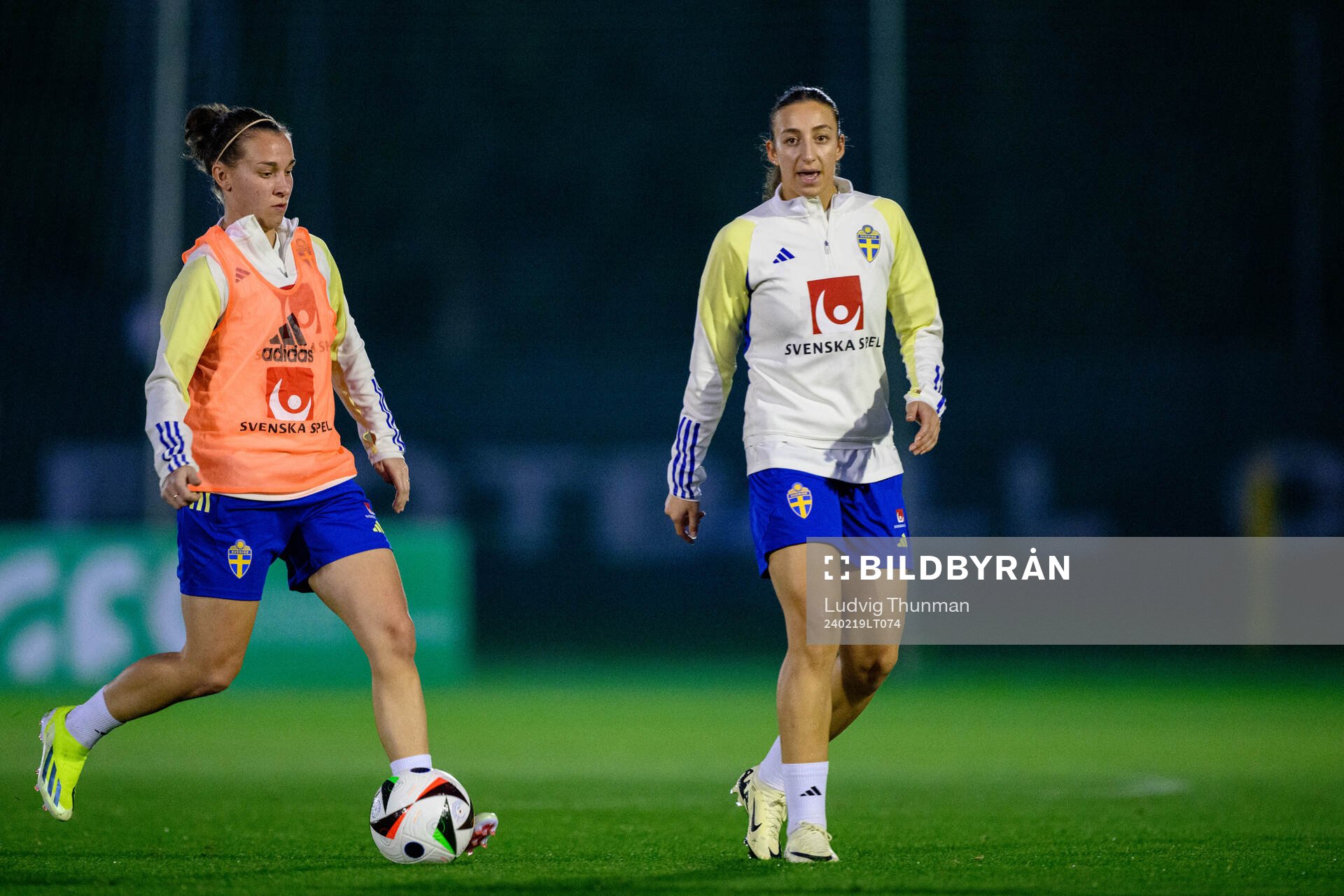 Julia Zigiotti Olme and Rusul Rosa Kafaji of Sweden of the