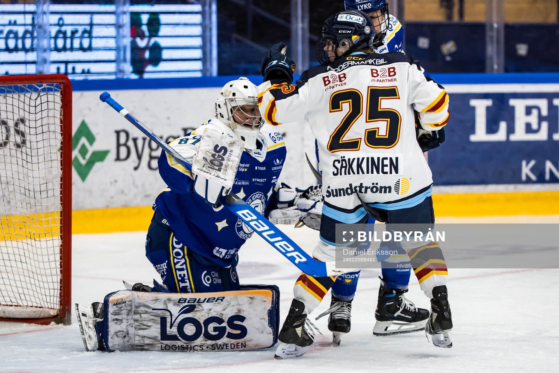 Leksands målvakt Ellen Jonsson och Djurgårdens Sara
