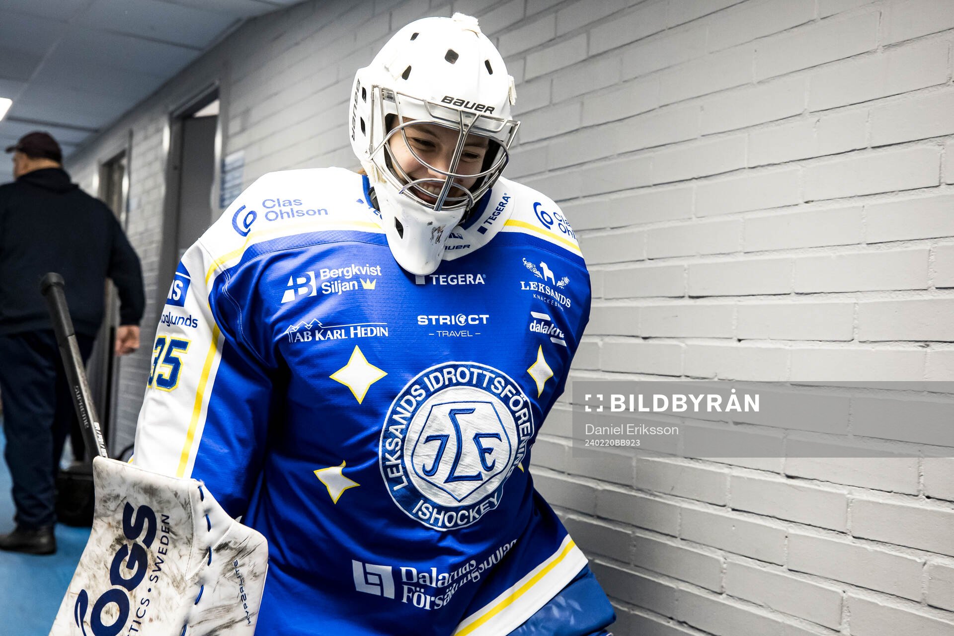 Leksands målvakt Emma Polusny innan ishockeymatchen i SDHL