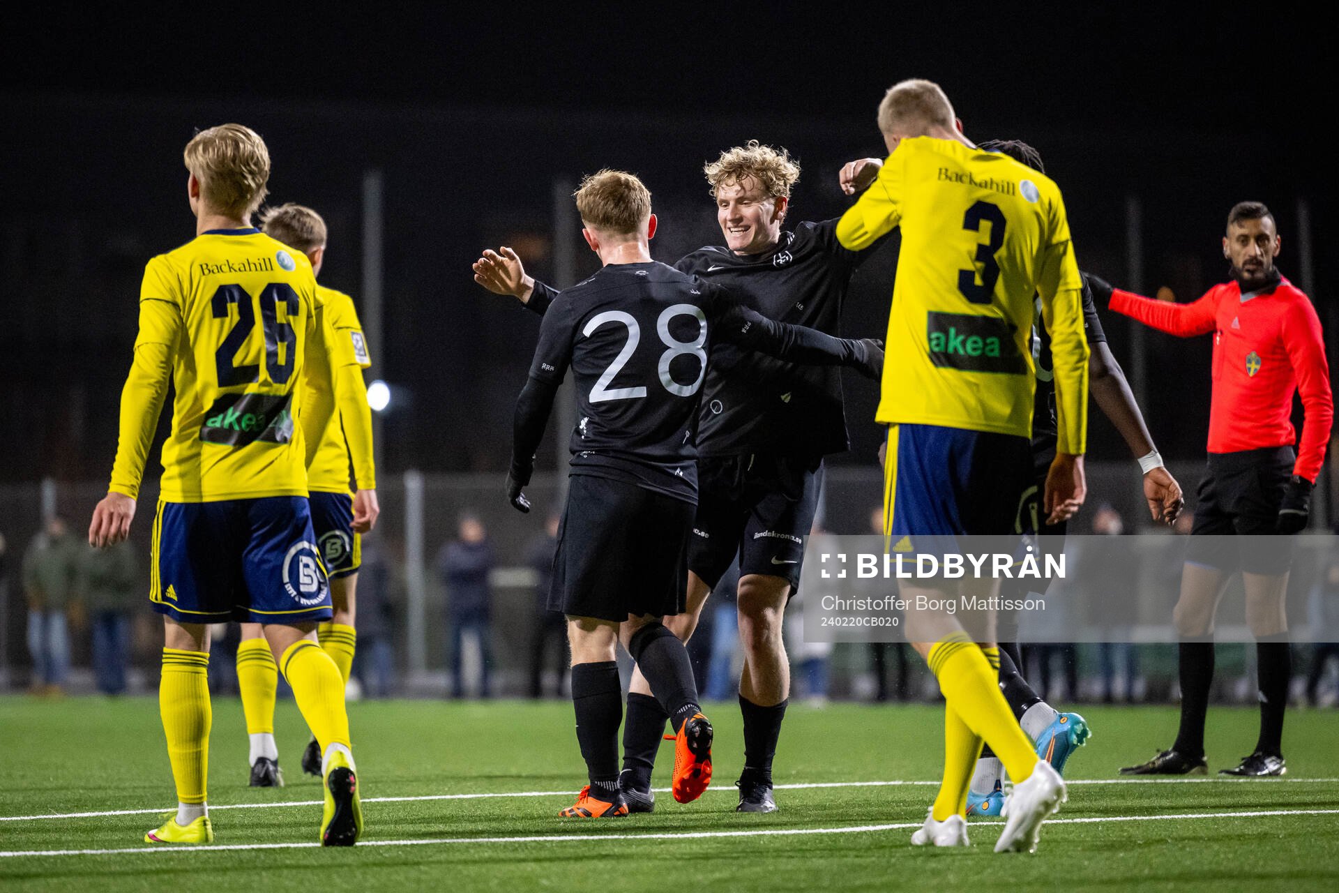 Landskrona BOISs Sam Hegdal jublar med Gustaf Westström