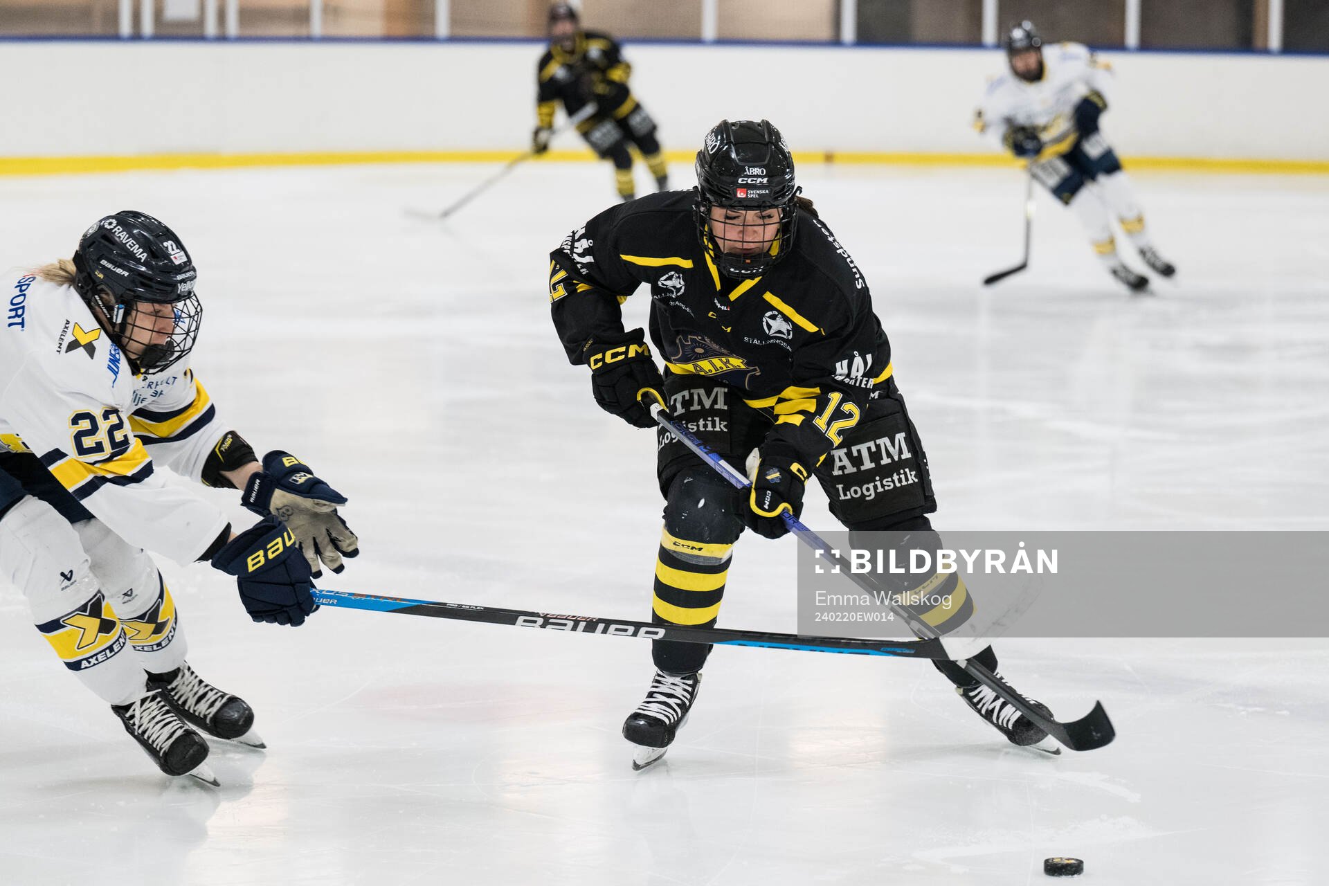 HV71s Suvi Käyhkö och AIKs Tuva Kärrhage