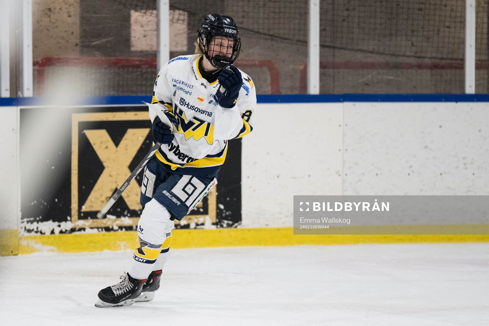 HV71s Hilda Svensson jublar