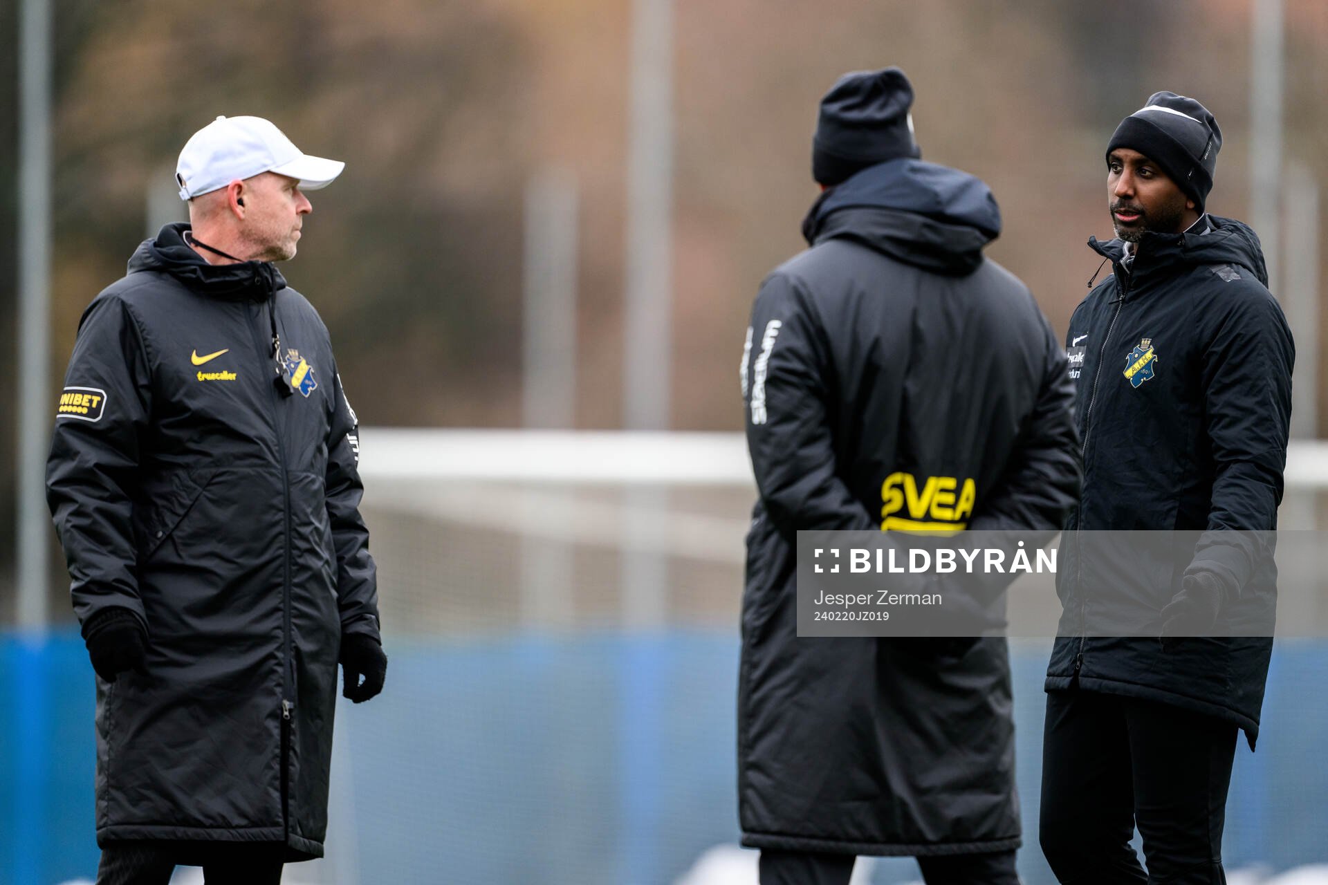 AIKs tränare Henning Berg och assisterande tränare Henok
