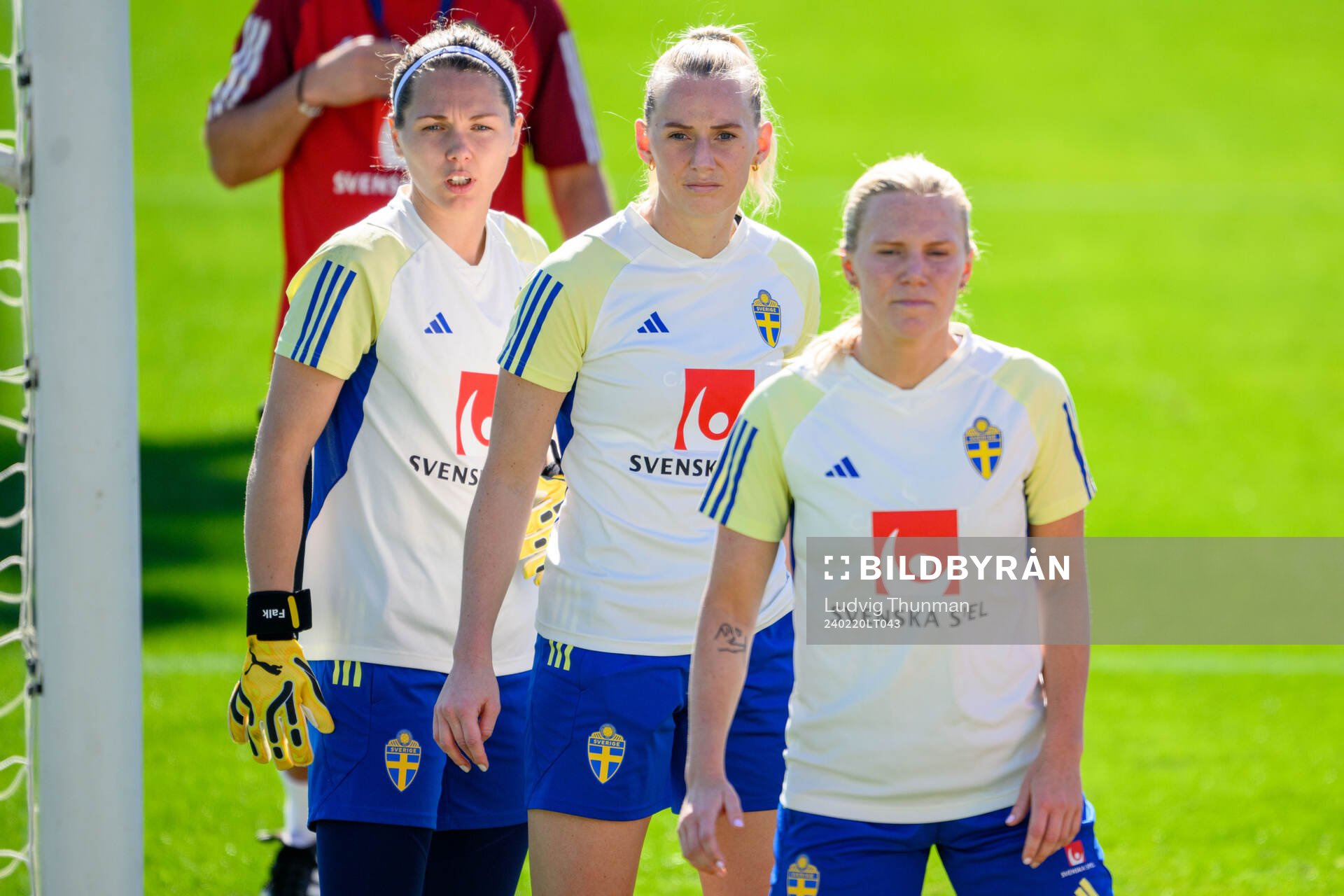 Goalkeeper Jennifer Falk, Stina Blackstenius and Josefine