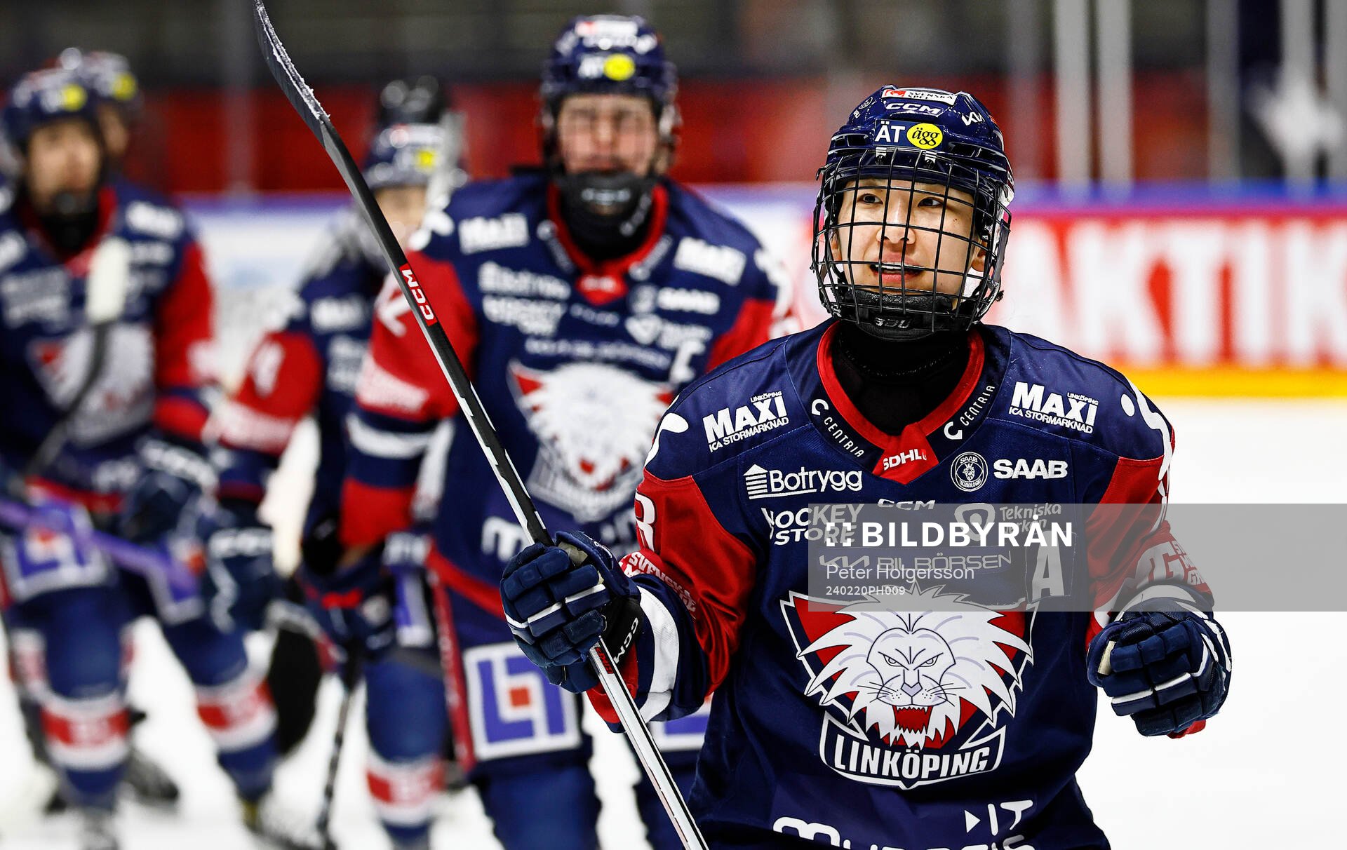 Linköpings Tako Hitosato jublar