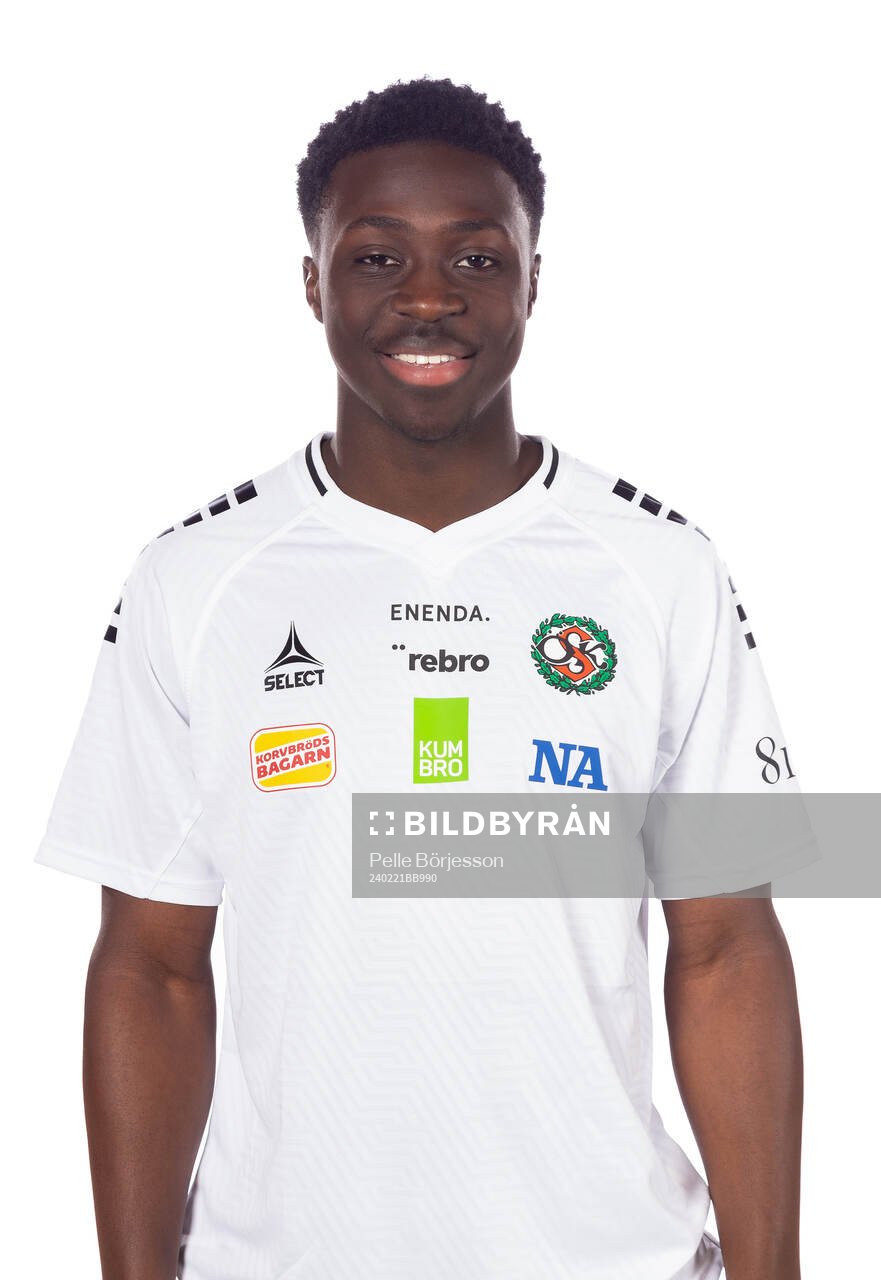 Örebros Bilal Fousseni poserar för ett porträtt den 21 februari 2024 i Örebro.