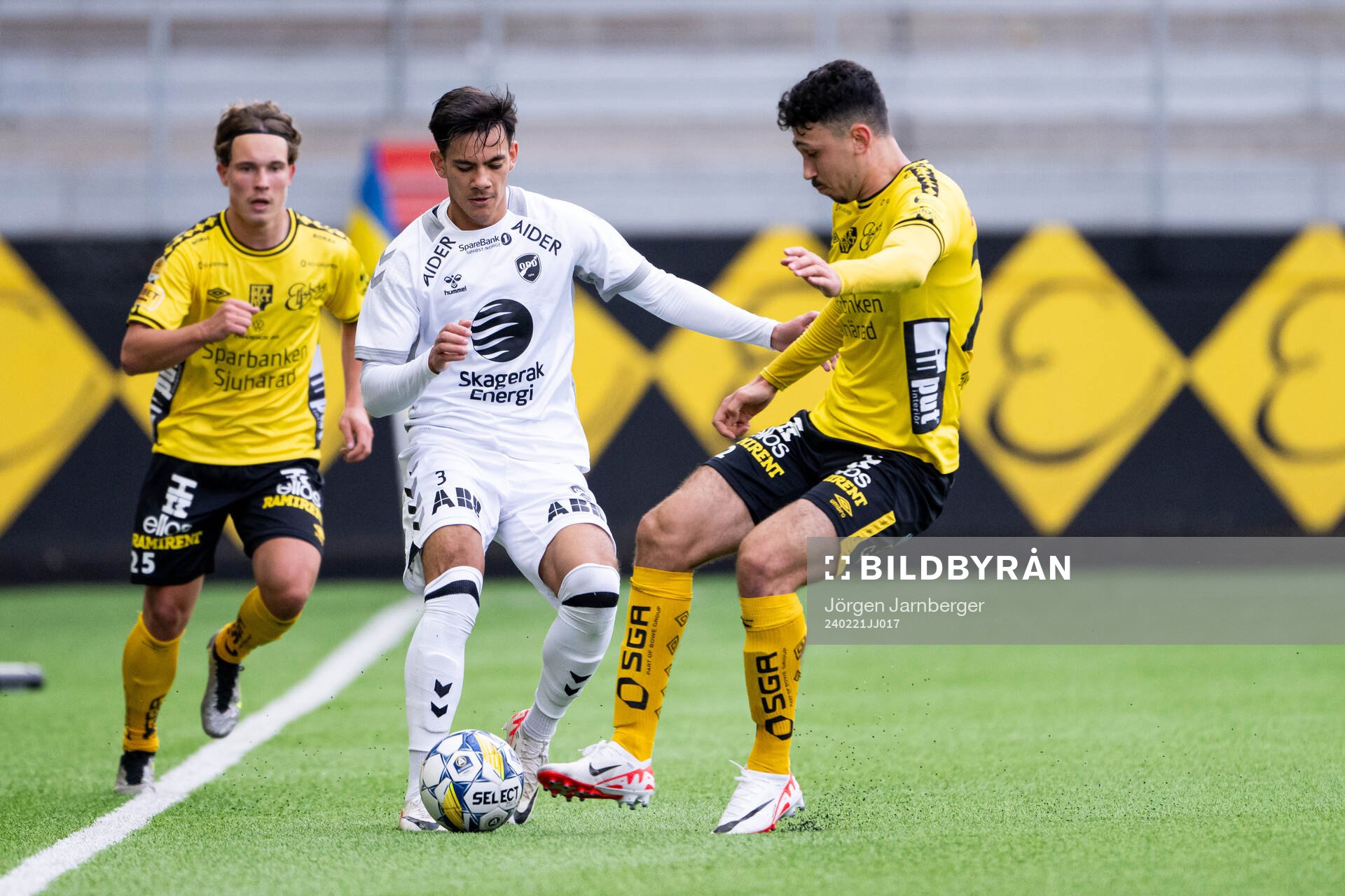 Odds Josef Brian Baccay och Elfsborgs Dion Krasniqi