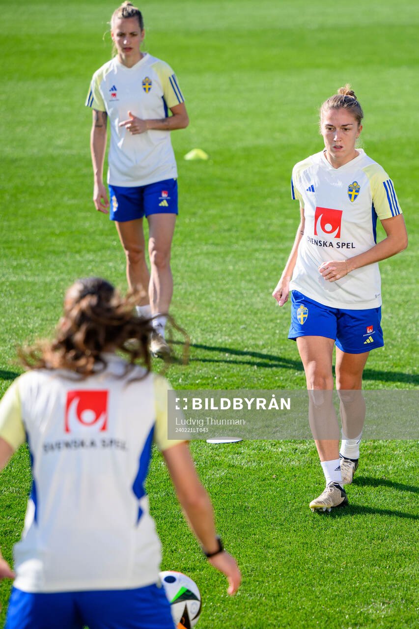 Nathalie Björn and Filippa Angeldahl of Sweden of the