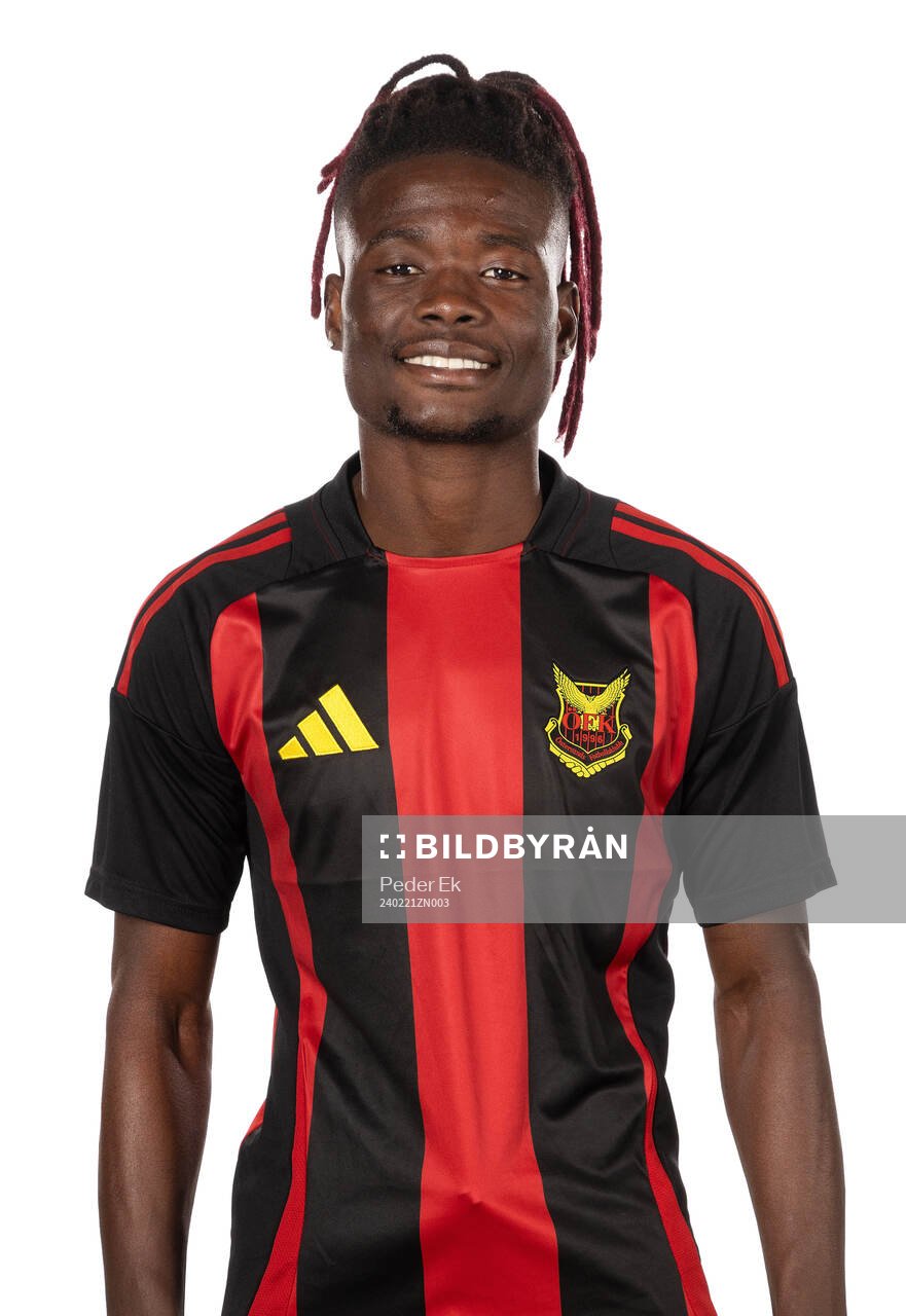 Östersunds Yannick Adjoumani poserar för ett porträtt den 21 februari 2024 i Östersund.