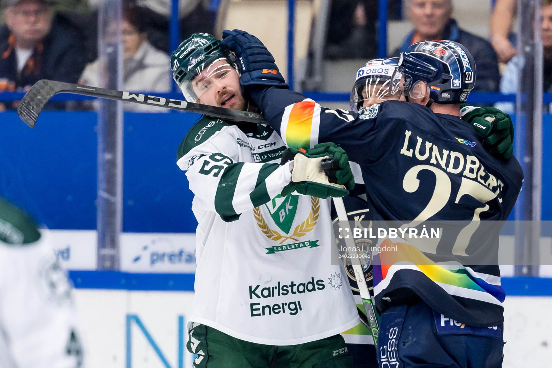 Färjestads Linus Johansson och Växjös Martin Lundberg