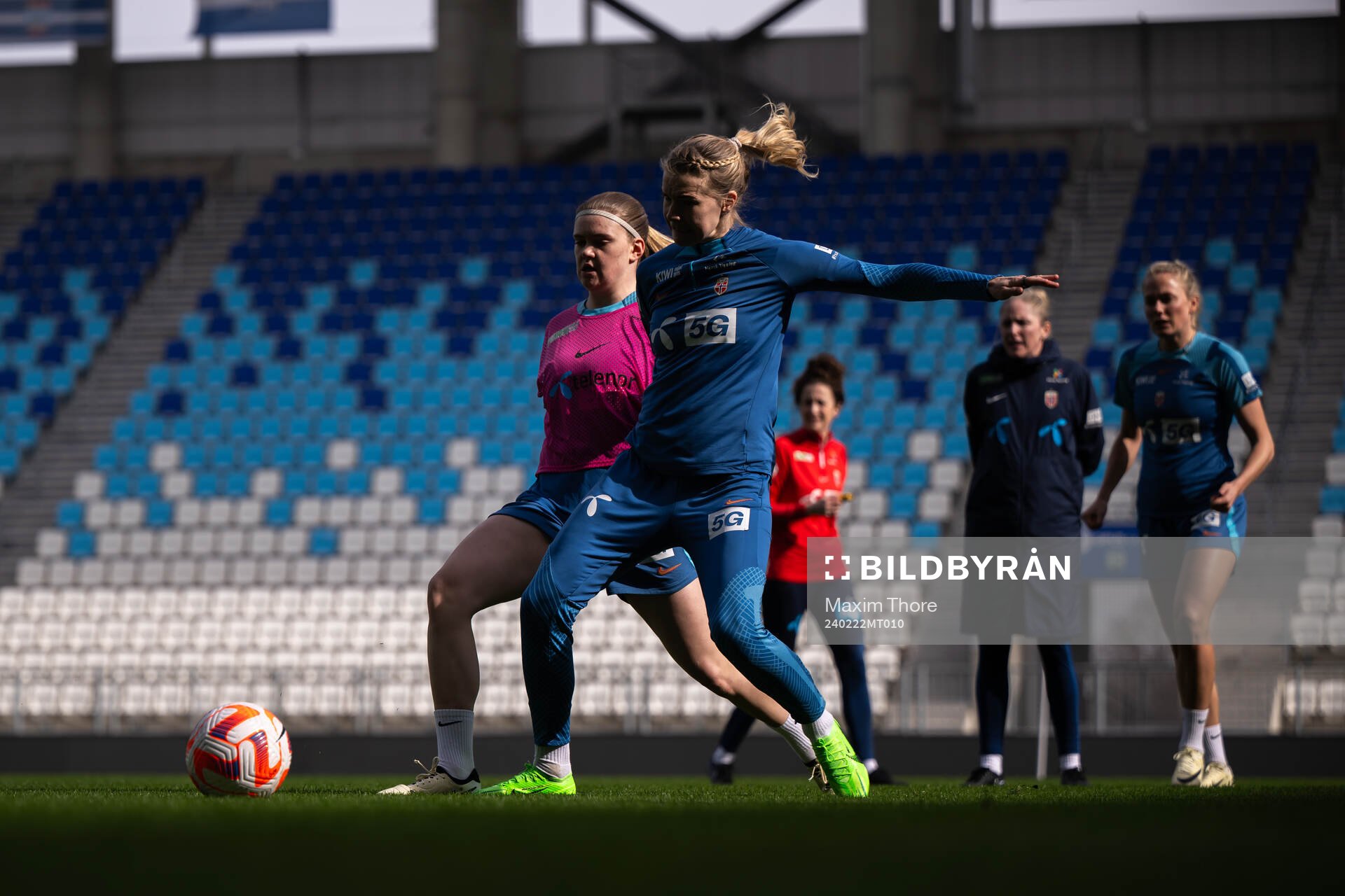 Signe Gaupset and Ada Hegerberg of the Norwegian women's