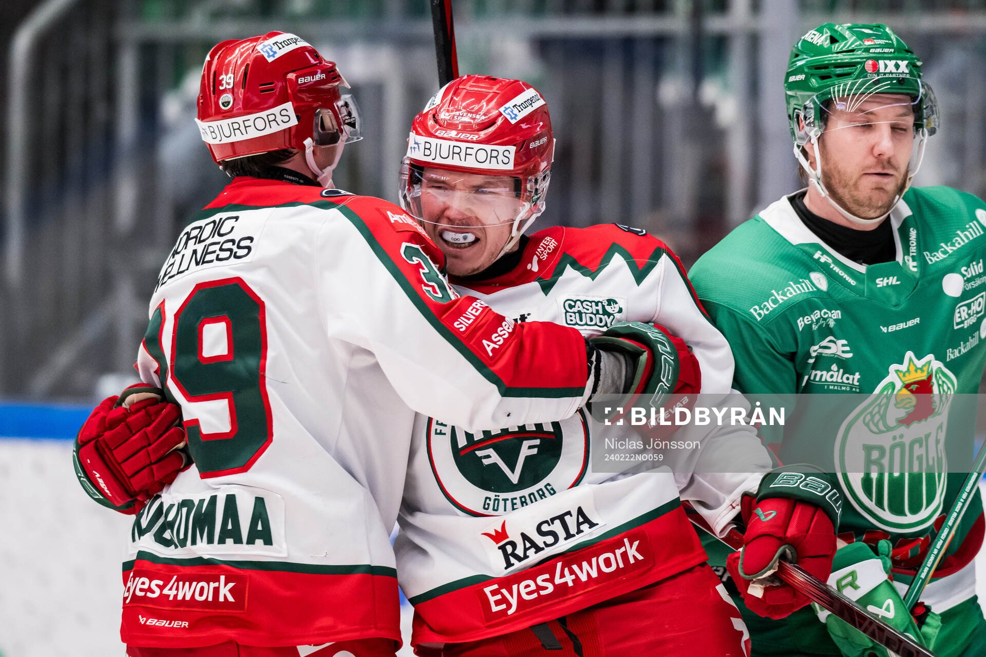 Frölundas Linus Öberg jublar